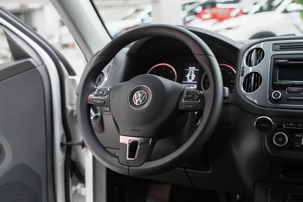 Volkswagen Tiguan 2012, белый, ДЦ Орехово
