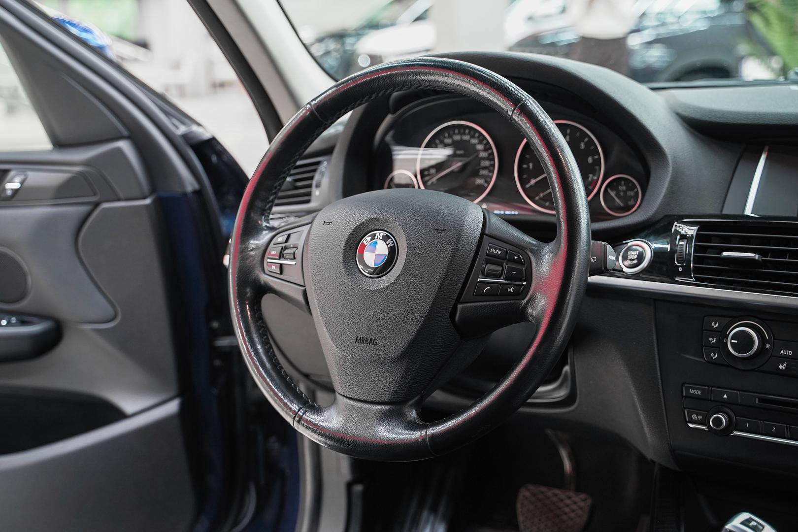 BMW X3 2014, синий, ДЦ Орехово