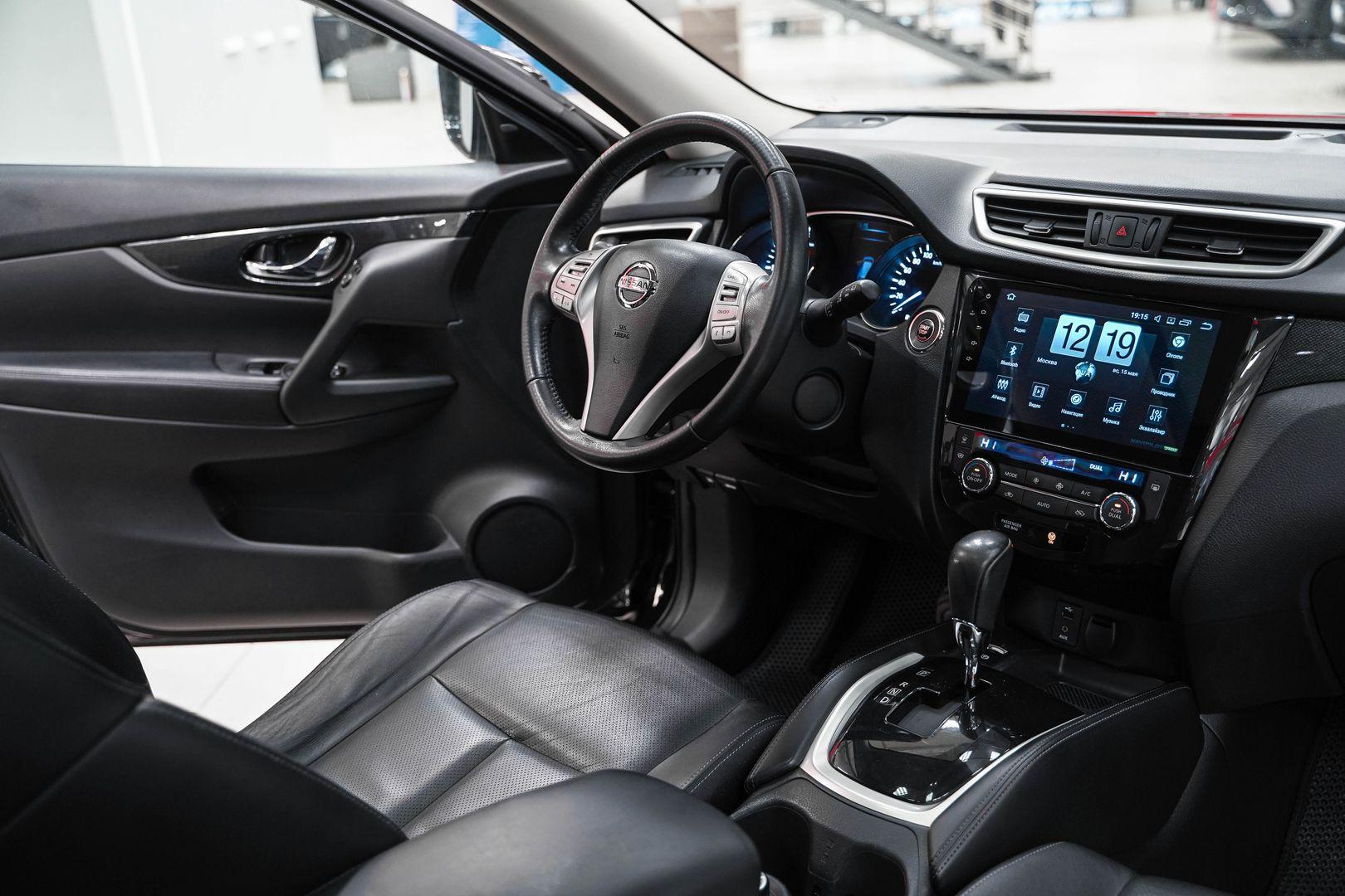 Nissan X-Trail 2015, черный, ДЦ Орехово