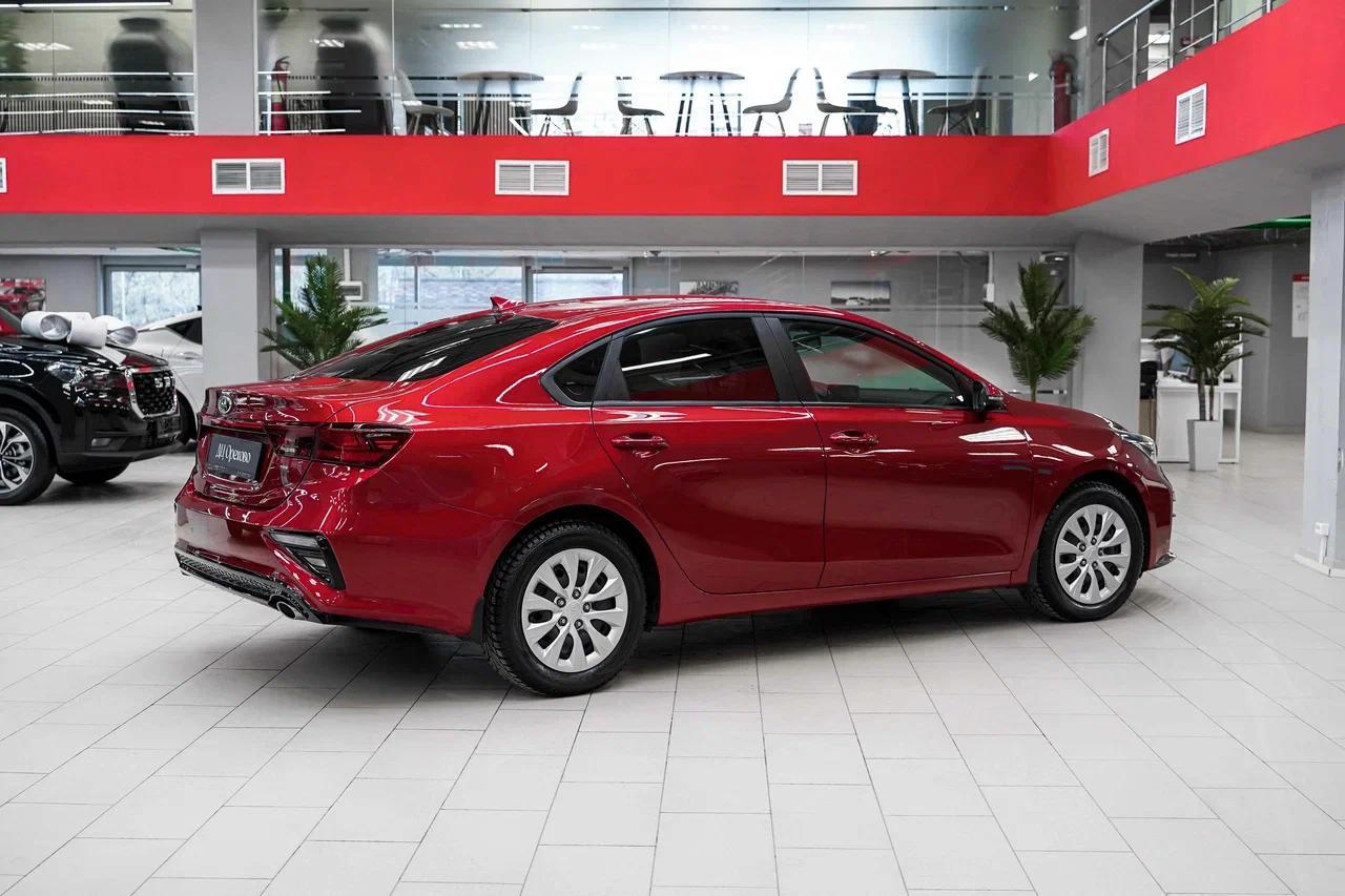 Kia Cerato 2019, красный, ДЦ Орехово