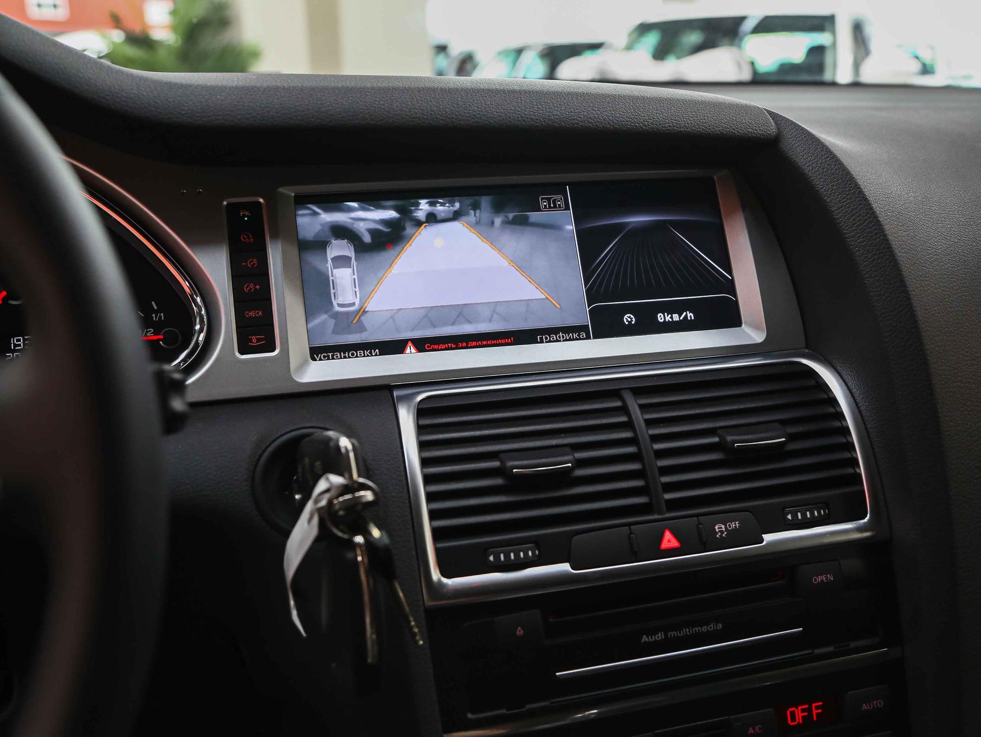 Audi Q7 2014, белый, ДЦ Орехово