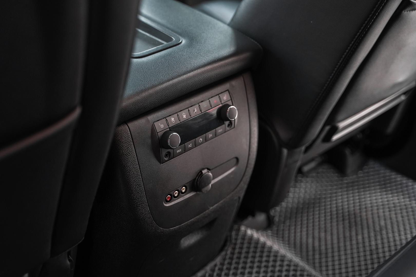 Chevrolet Tahoe 2012, черный, ДЦ Орехово