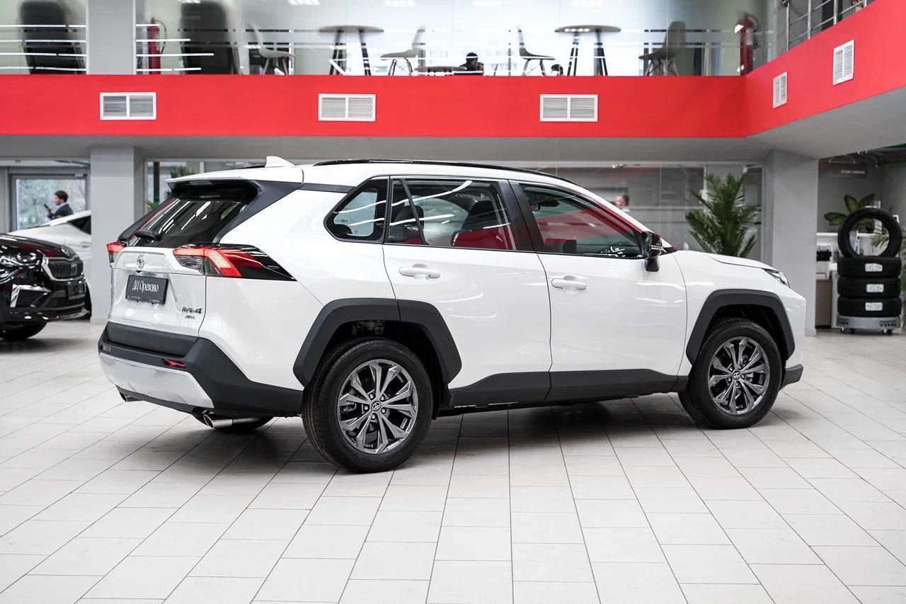 Toyota RAV4 2025, белый, ДЦ Орехово