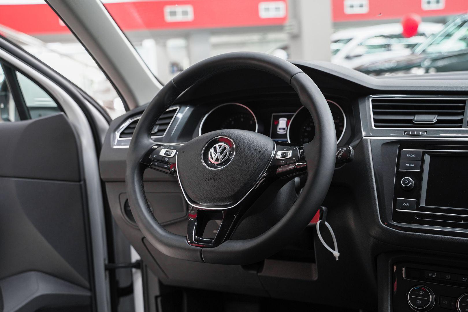 Volkswagen Tiguan 2018, белый, ДЦ Орехово