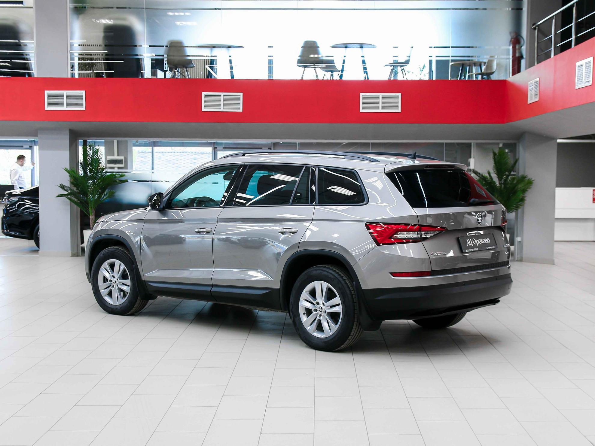 Skoda Kodiaq 2018, бежевый, ДЦ Орехово