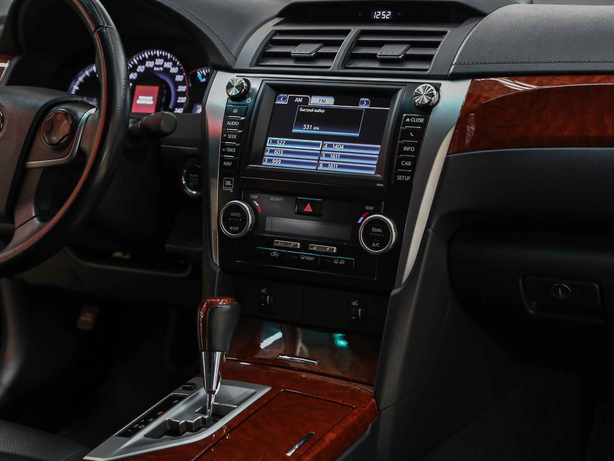 Toyota Camry 2012, черный, ДЦ Орехово