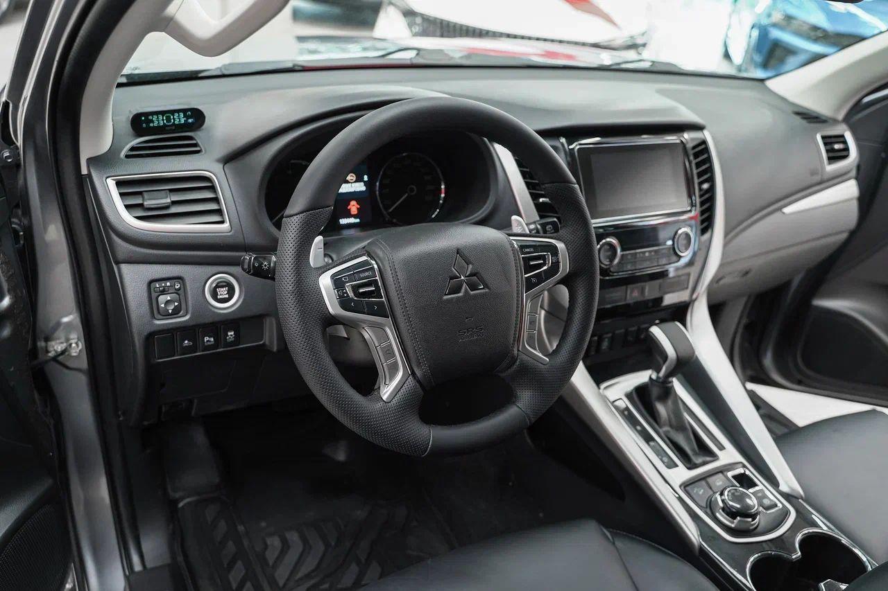 Mitsubishi Pajero Sport 2016, серый, ДЦ Орехово