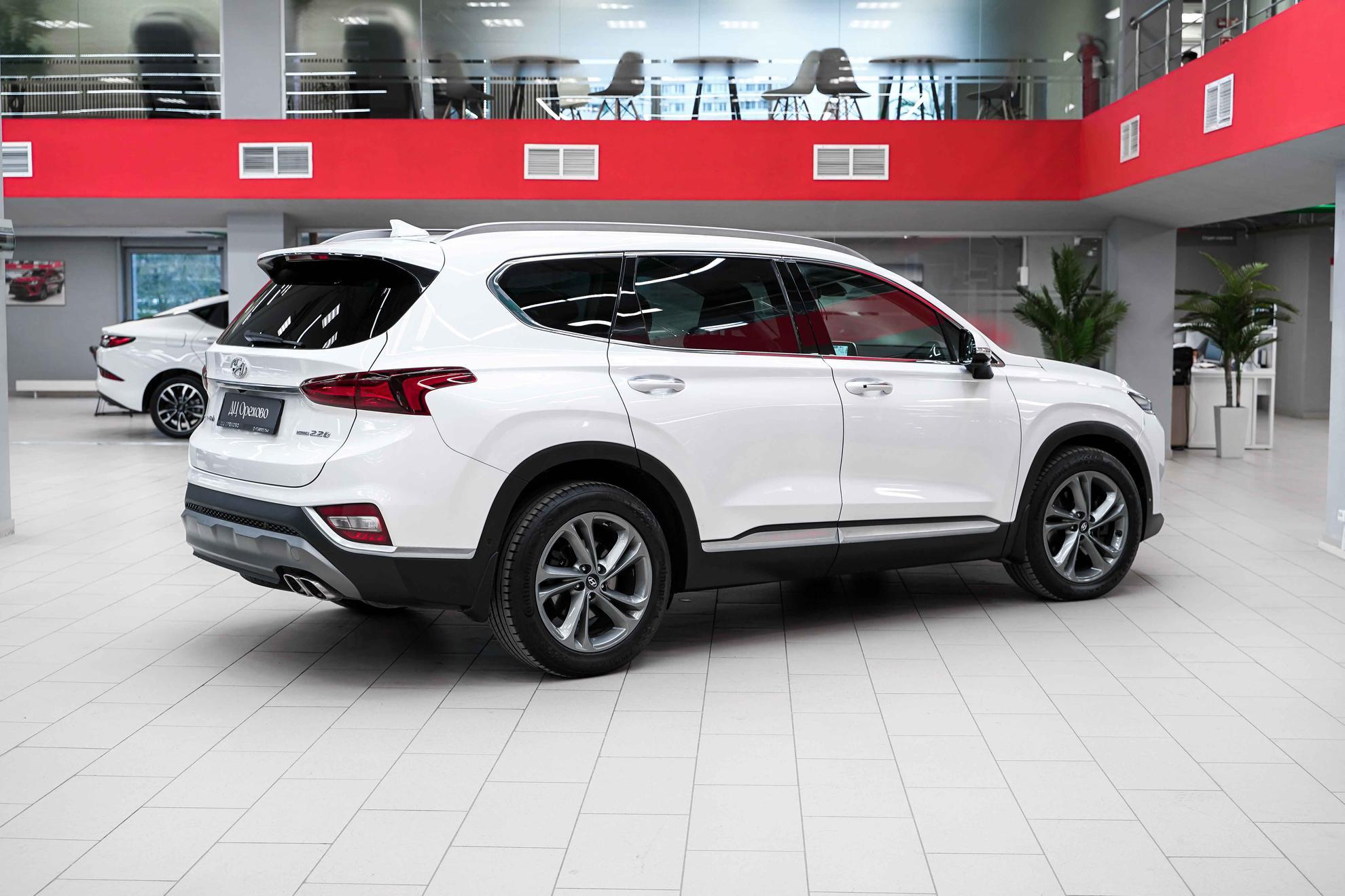 Hyundai Santa Fe 2018, белый, ДЦ Орехово