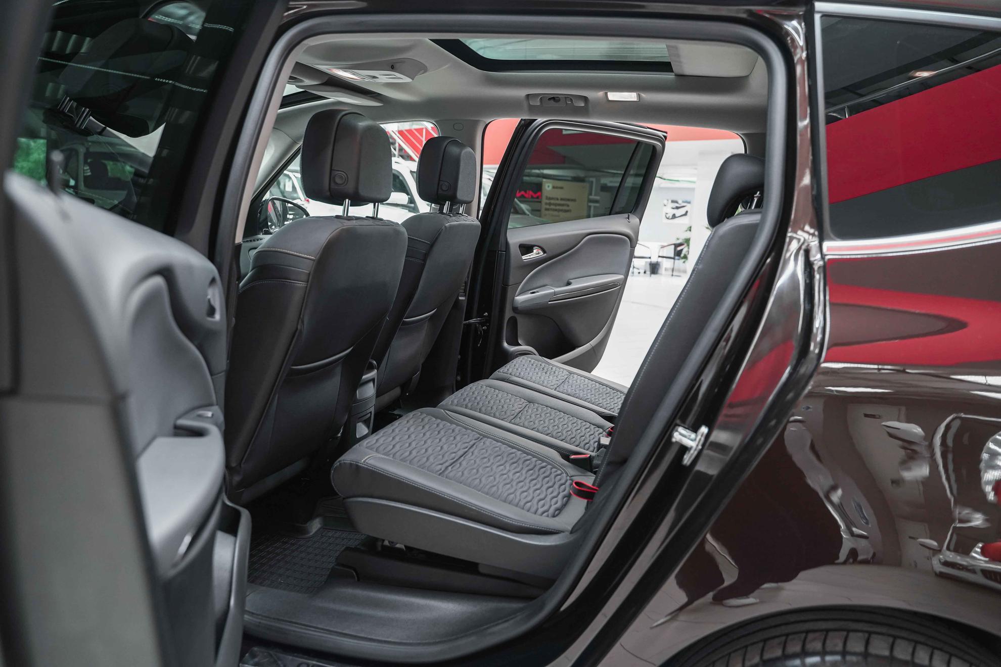 Opel Zafira 2014, коричневый, ДЦ Орехово