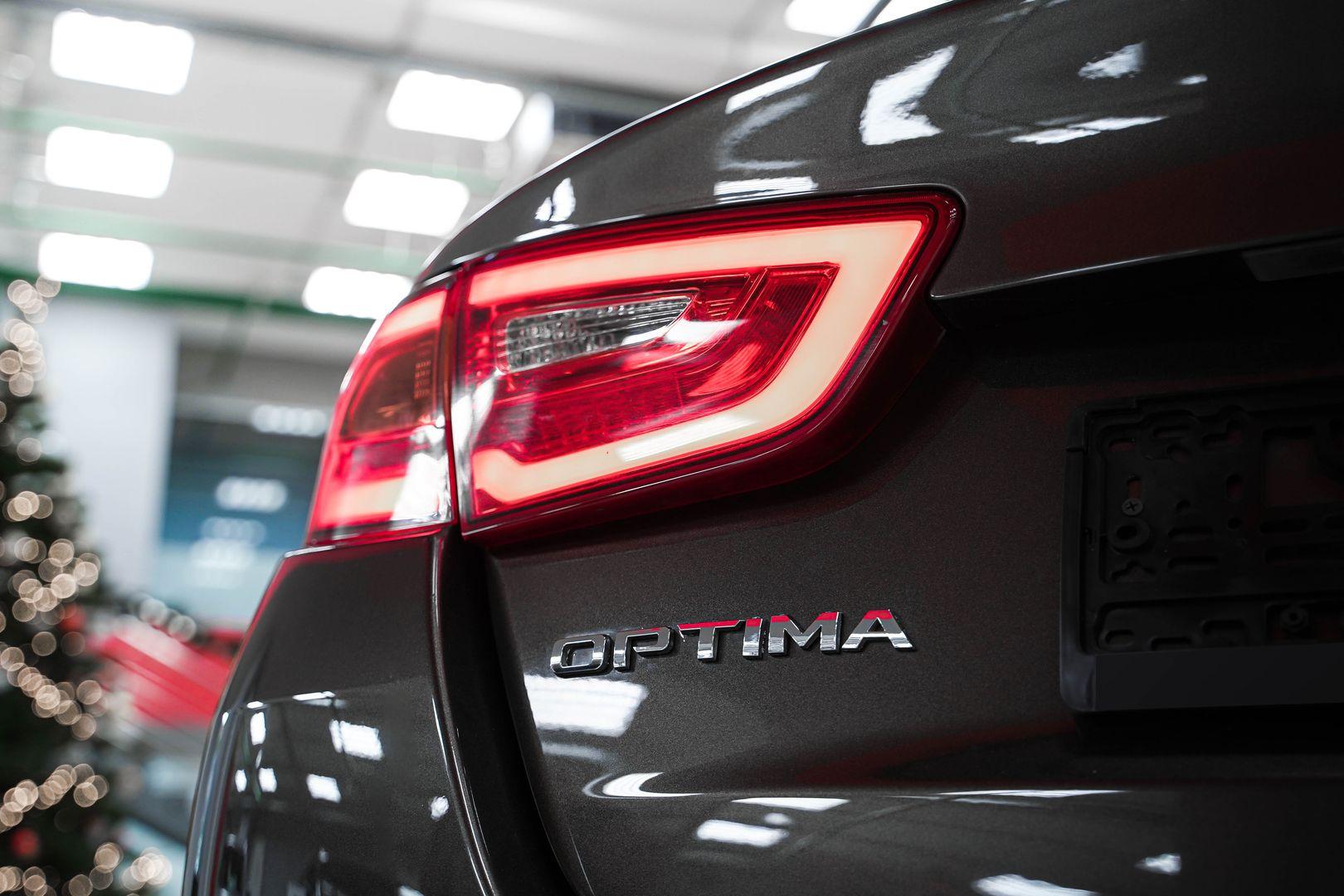 Kia Optima 2013, бежевый, ДЦ Орехово