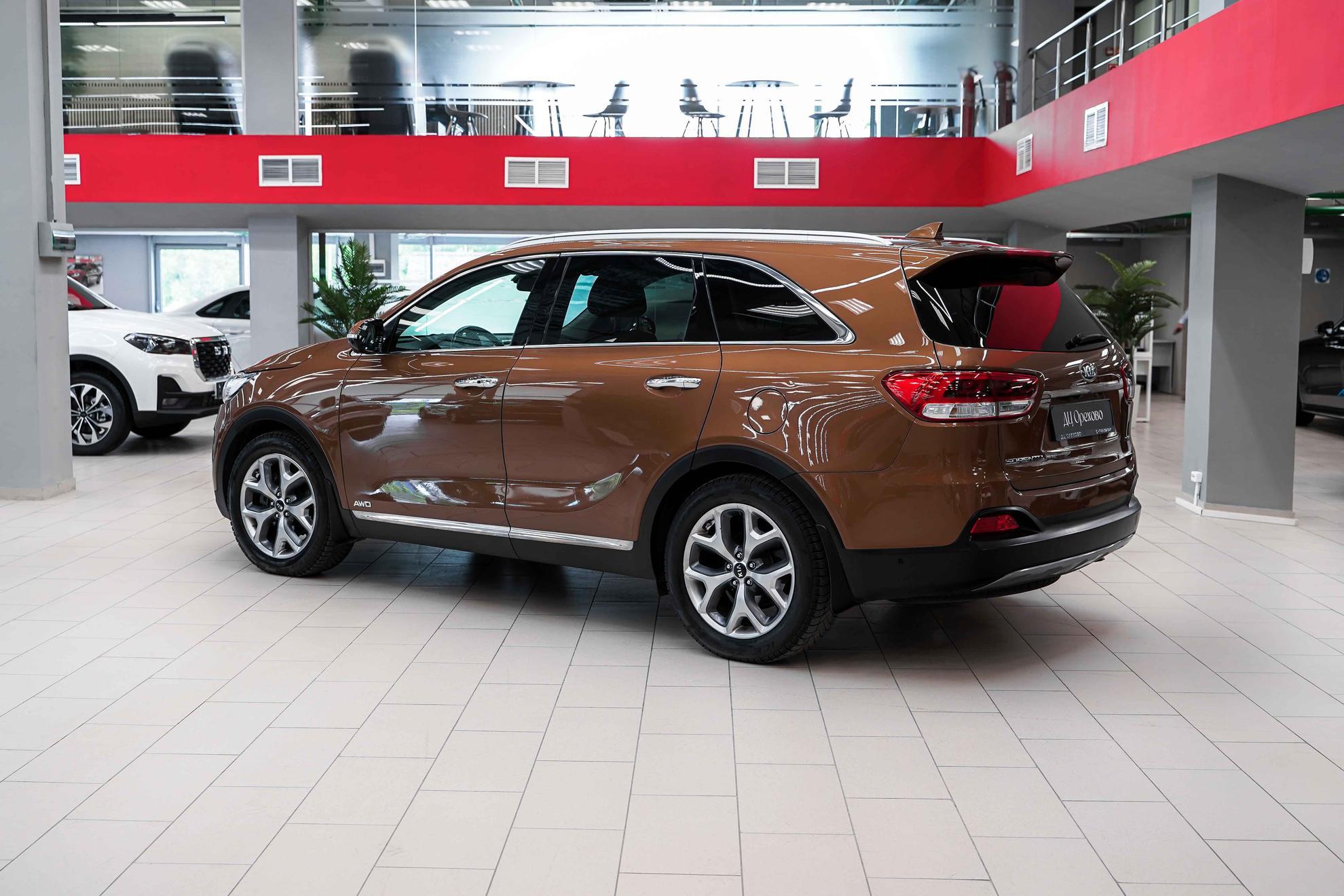 Kia Sorento 2017, коричневый, ДЦ Орехово