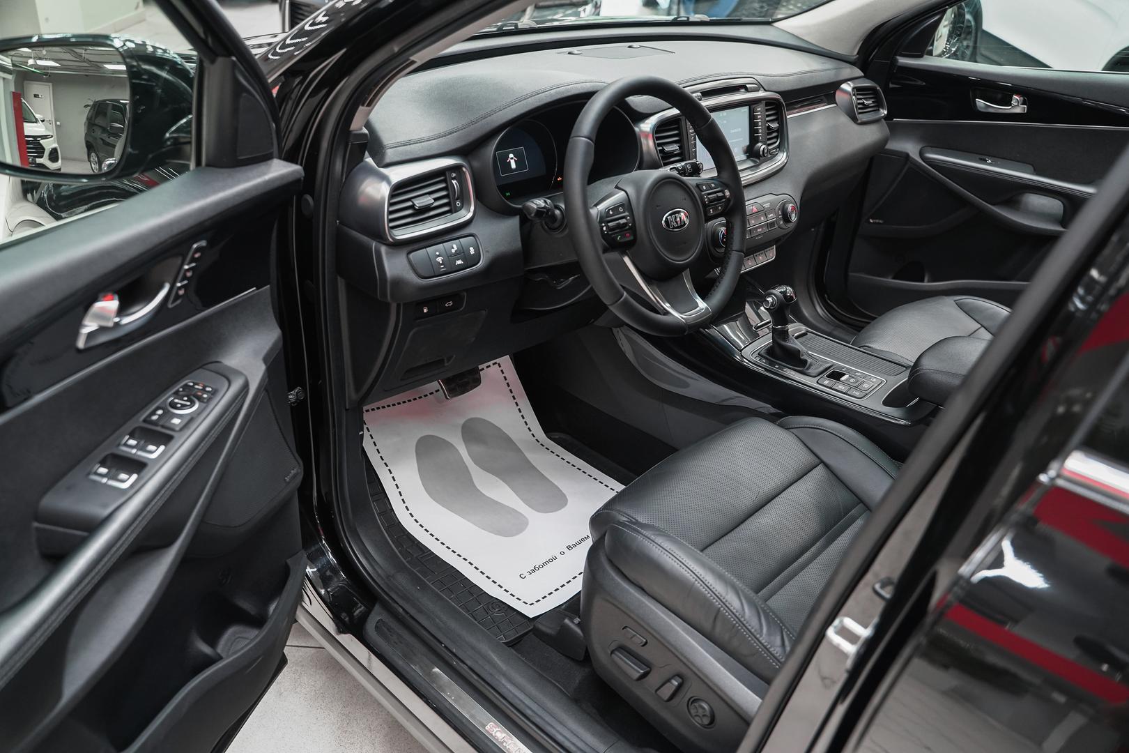 Kia Sorento 2015, черный, ДЦ Орехово