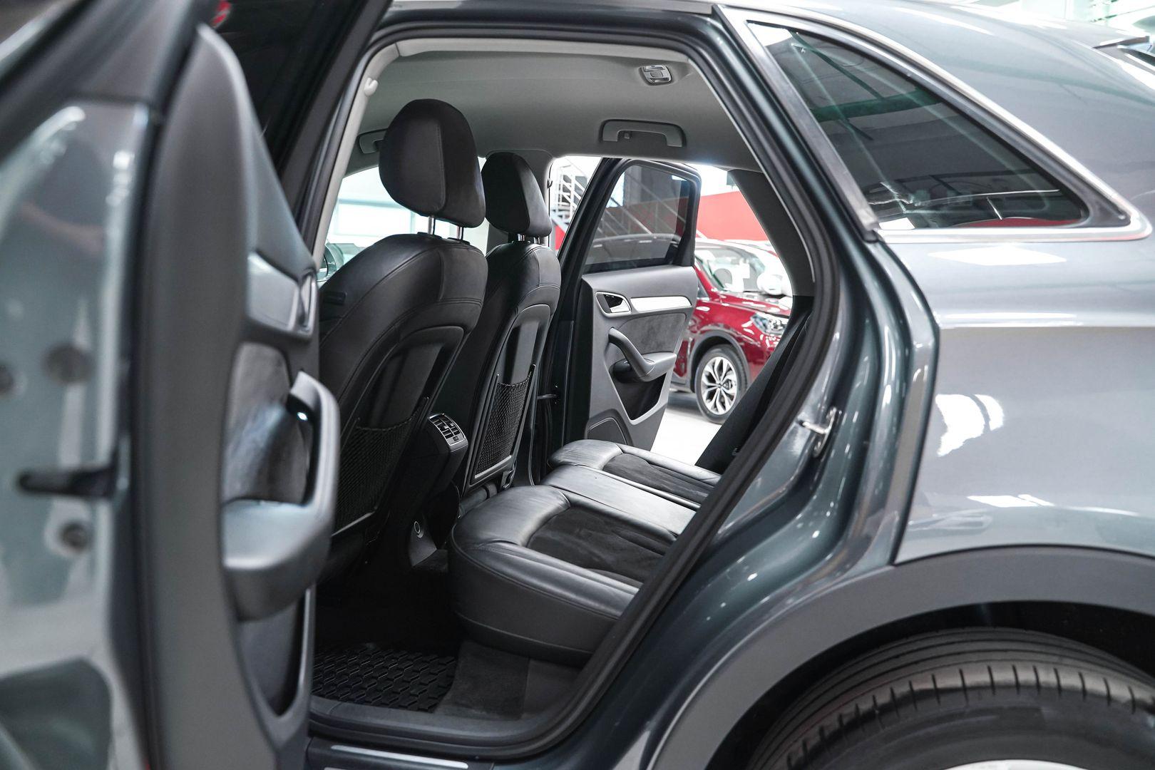 Audi Q3 2011, серый, ДЦ Орехово