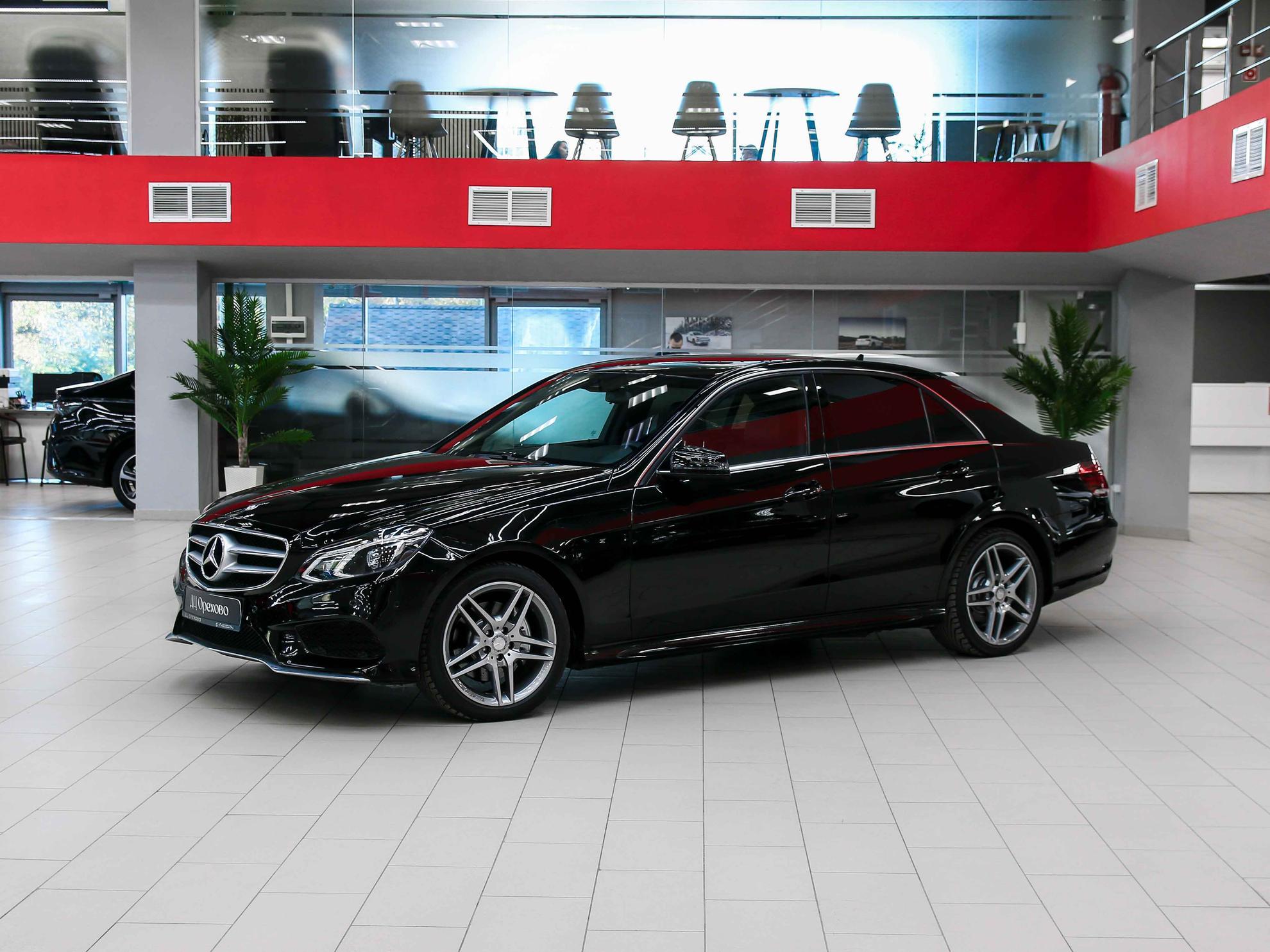 Mercedes-Benz E-Класс 2015, черный, ДЦ Орехово