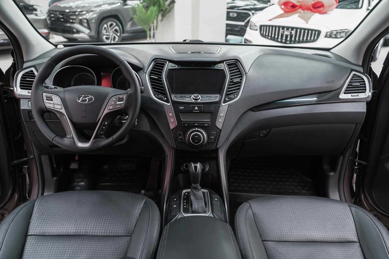 Hyundai Santa Fe 2014, коричневый, ДЦ Орехово