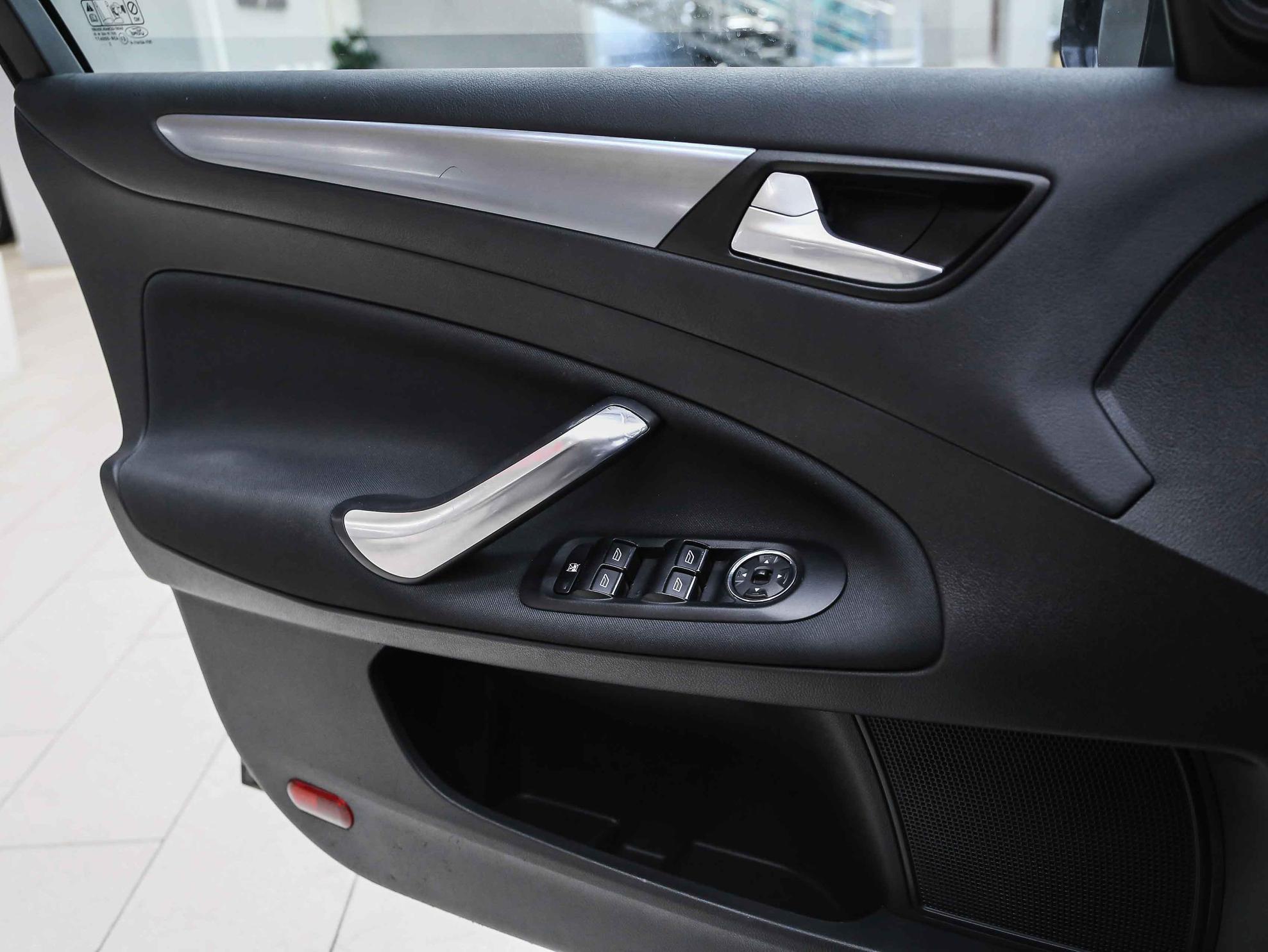 Ford Mondeo 2013, черный, ДЦ Орехово