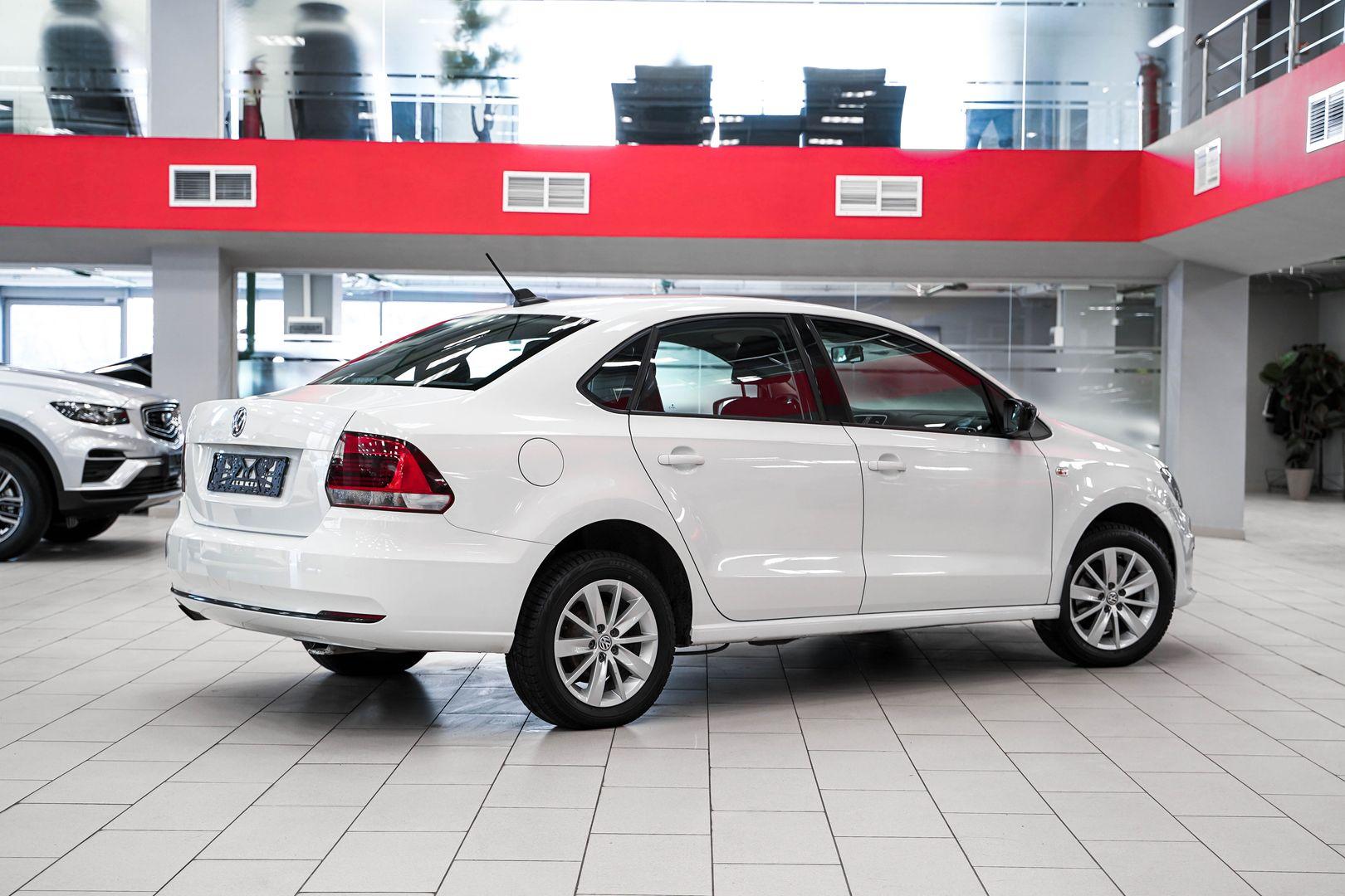 Volkswagen Polo 2020, белый, ДЦ Орехово