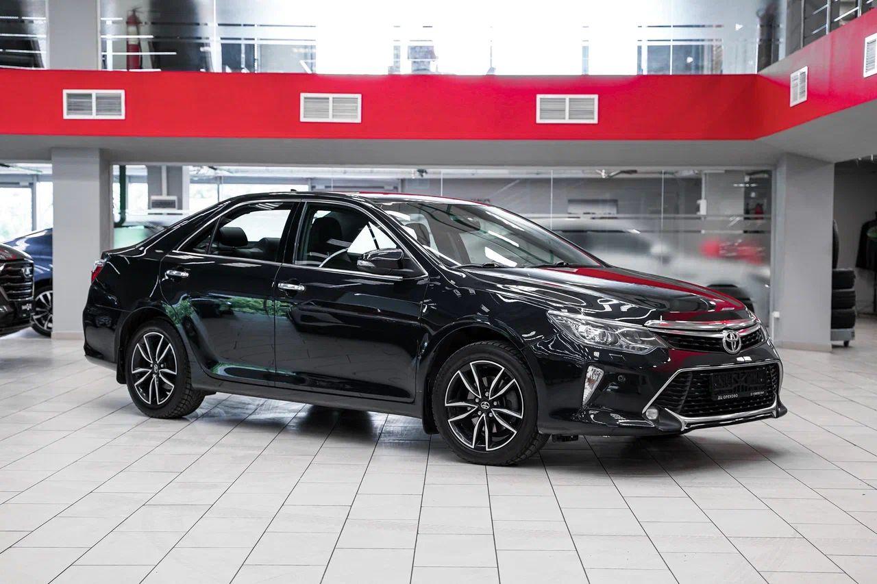 Toyota Camry 2017, черный, ДЦ Орехово
