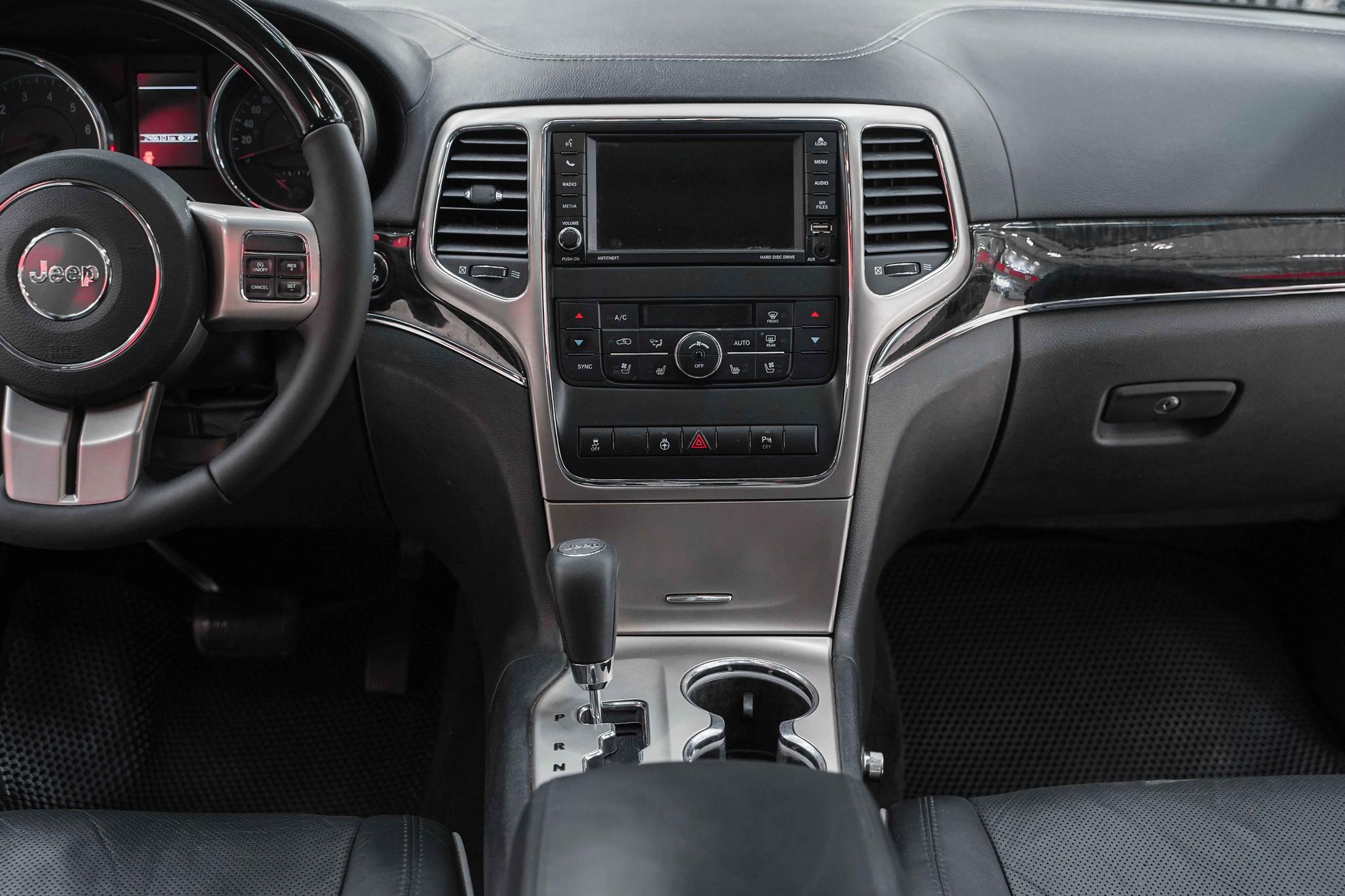 Jeep Grand Cherokee 2012, черный, ДЦ Орехово