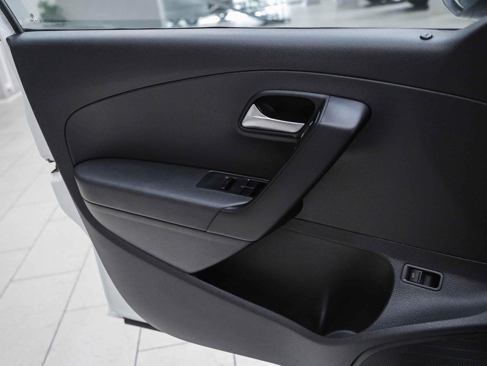 Volkswagen Polo 2019, белый, ДЦ Орехово