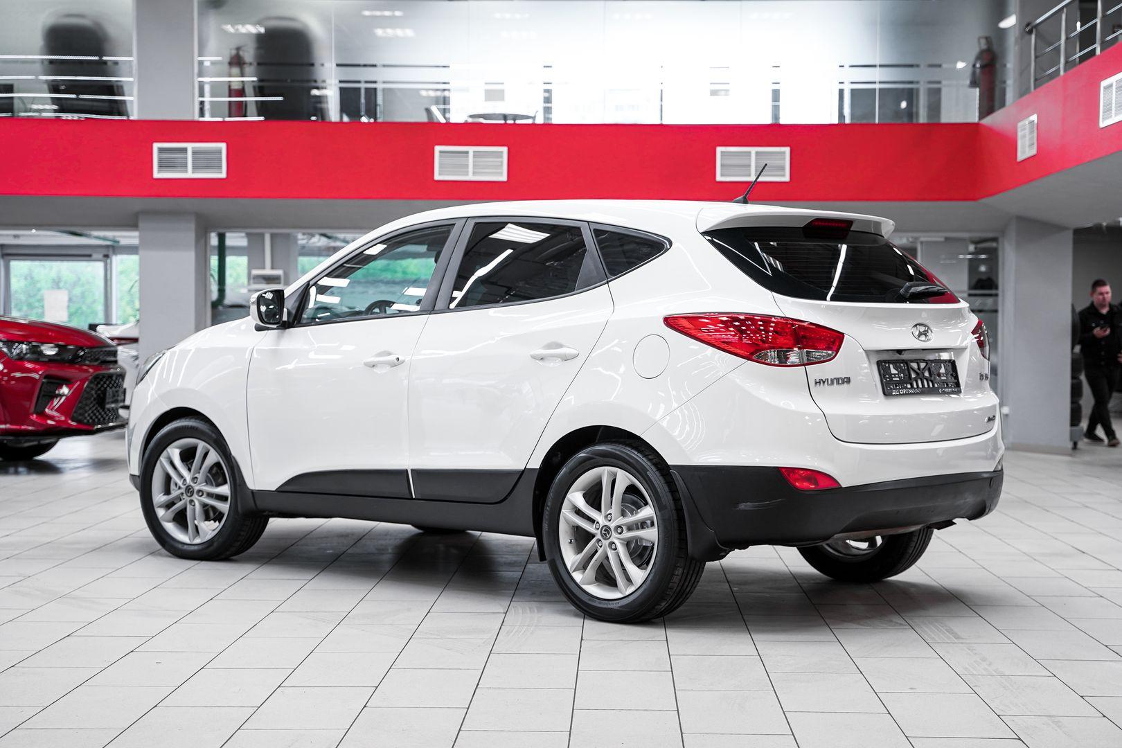 Hyundai ix35 2013, белый, ДЦ Орехово