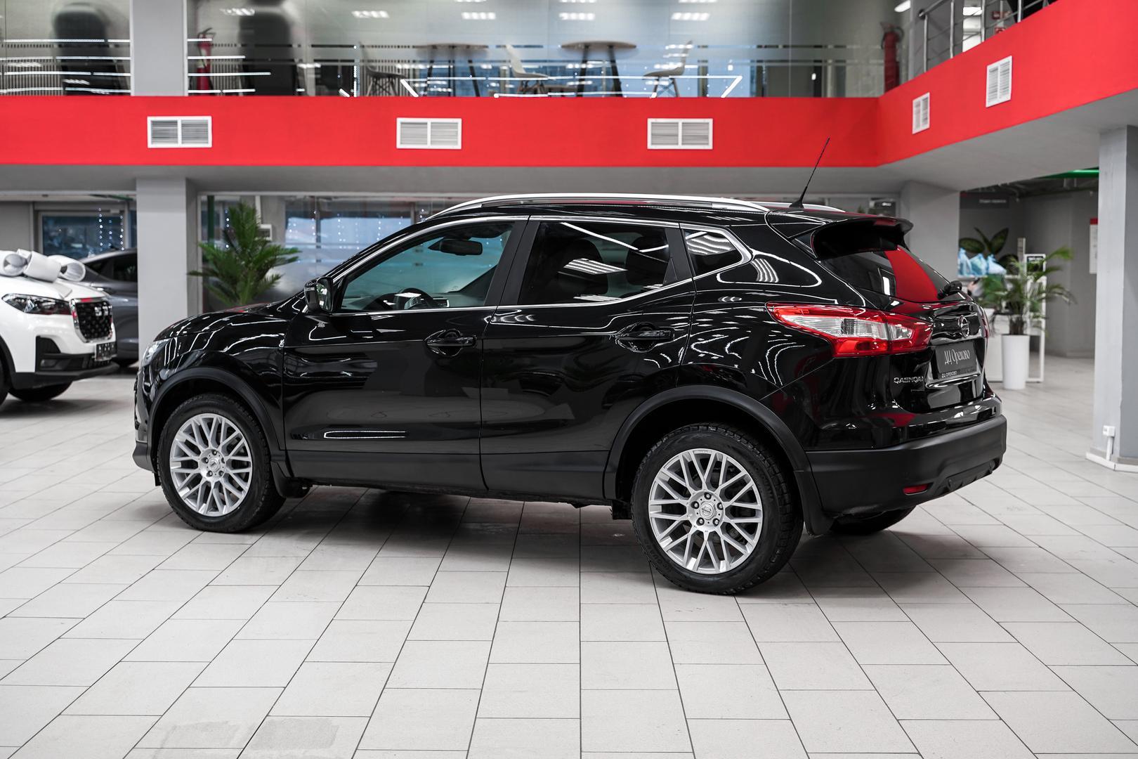 Nissan Qashqai 2016, черный, ДЦ Орехово