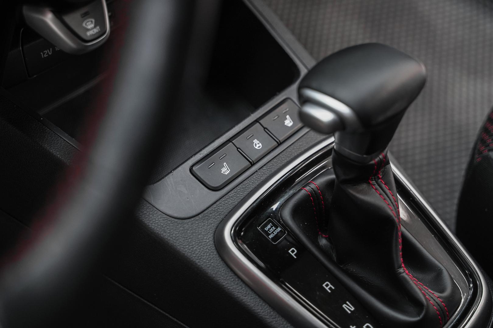 Kia Rio 2021, белый, ДЦ Орехово