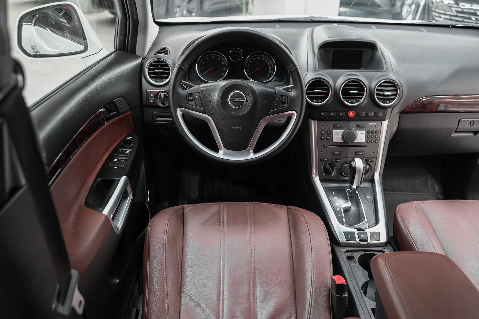 Opel Antara 2012, белый, ДЦ Орехово