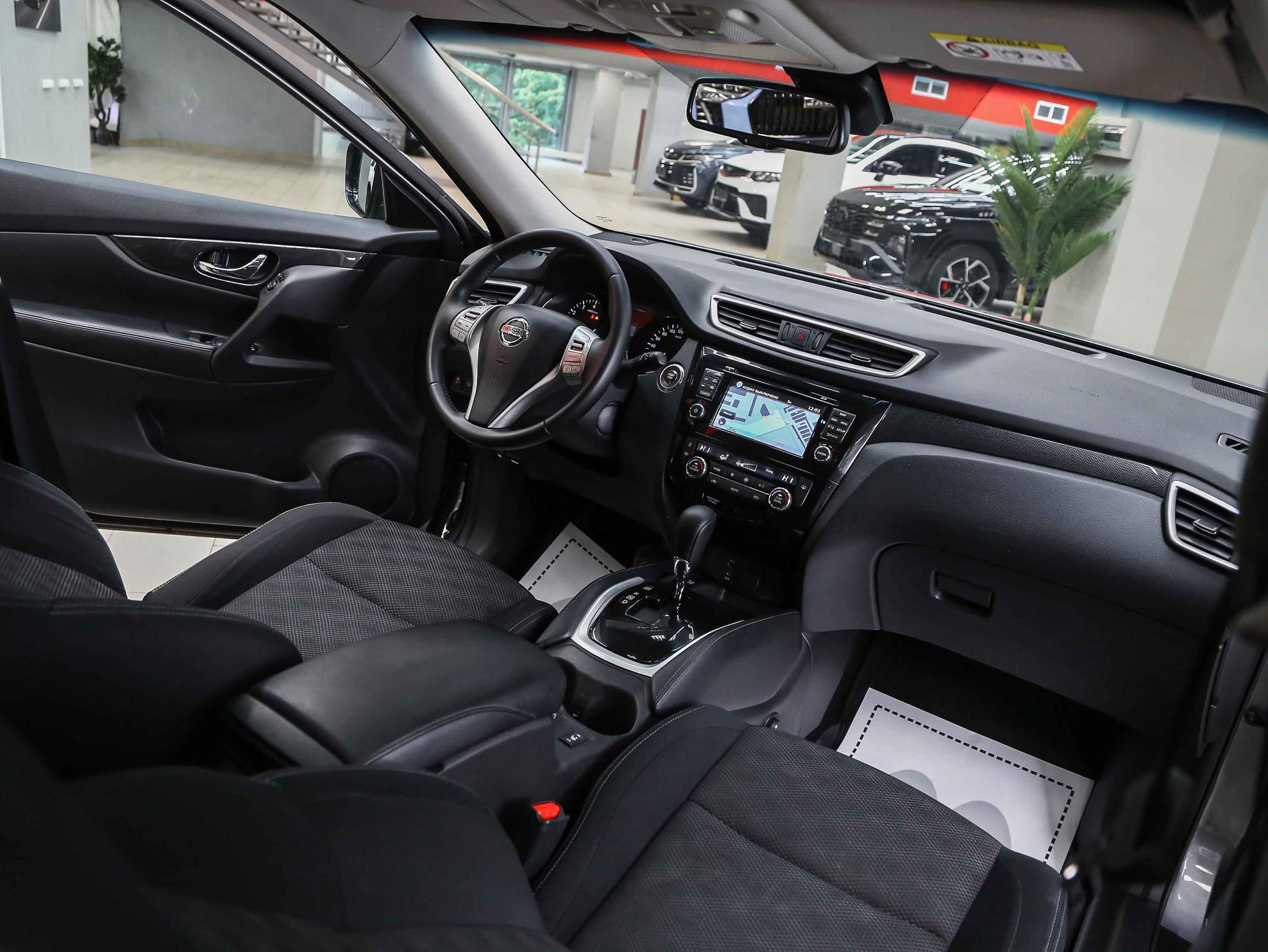 Nissan X-Trail 2018, серый, ДЦ Орехово