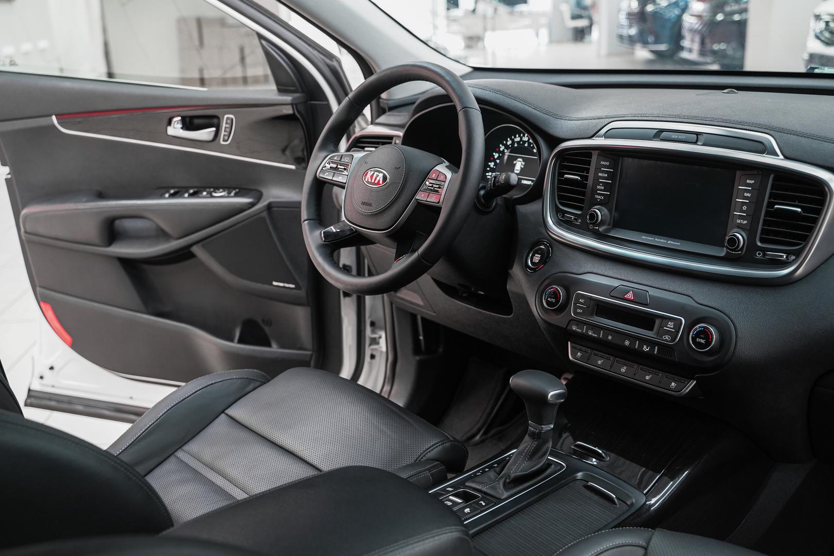 Kia Sorento 2018, белый, ДЦ Орехово