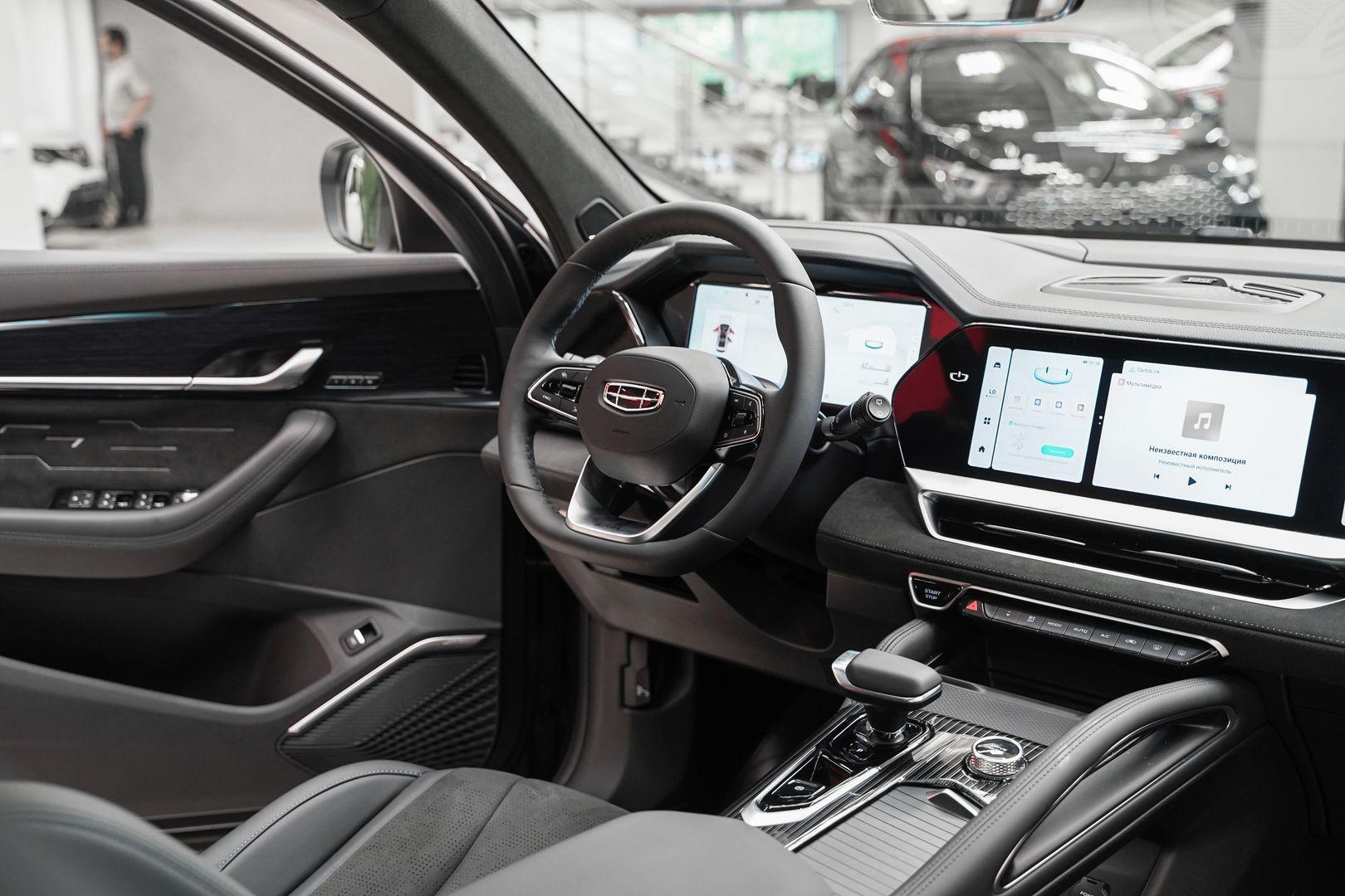 Geely Monjaro 2024, серый, ДЦ Орехово