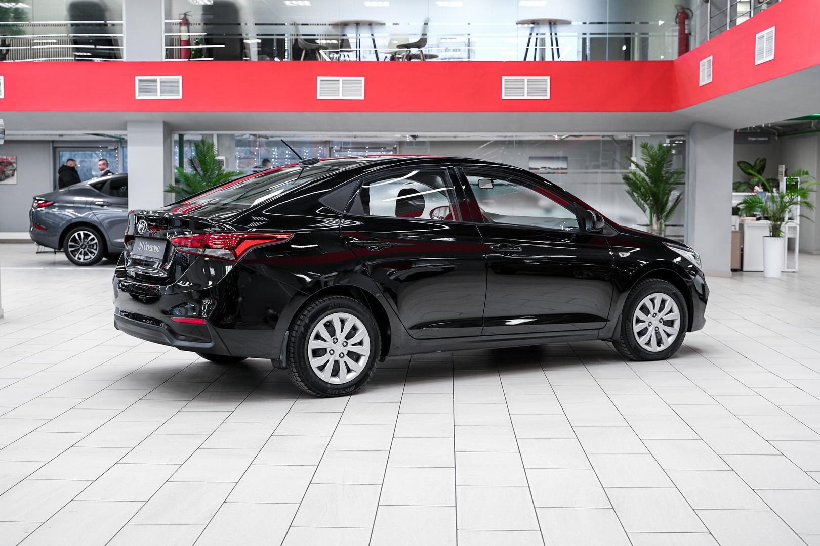 Hyundai Solaris 2019, черный, ДЦ Орехово