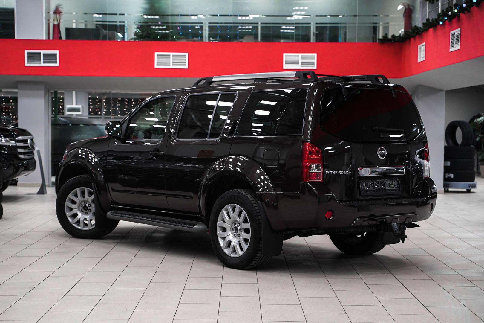 Nissan Pathfinder 2012, коричневый, ДЦ Орехово
