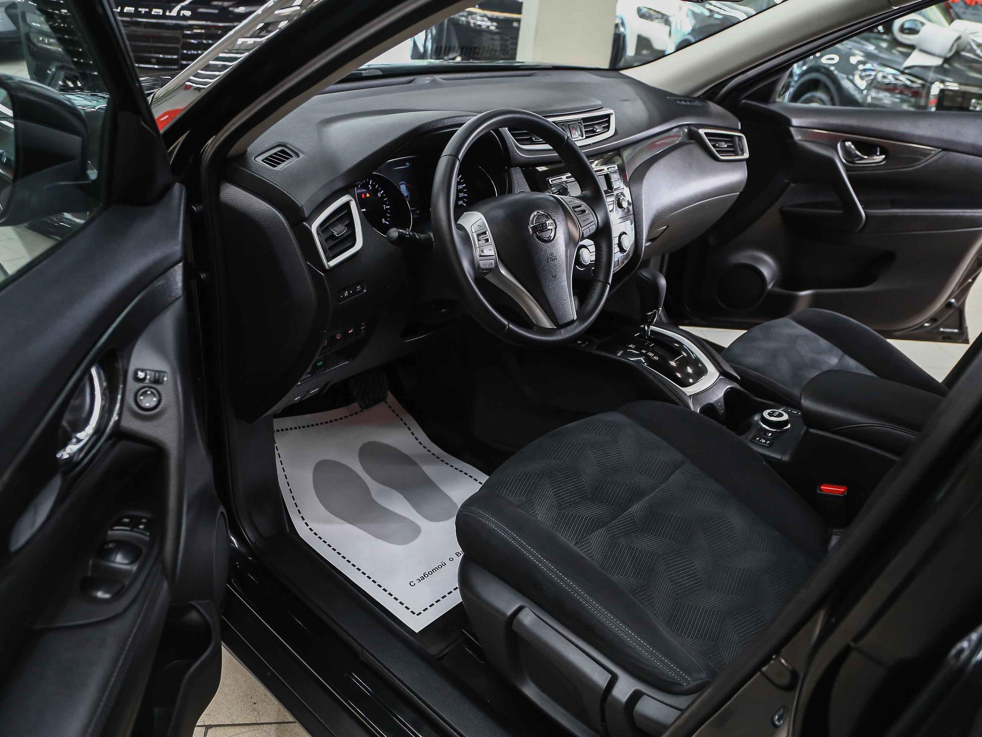 Nissan X-Trail 2016, черный, ДЦ Орехово