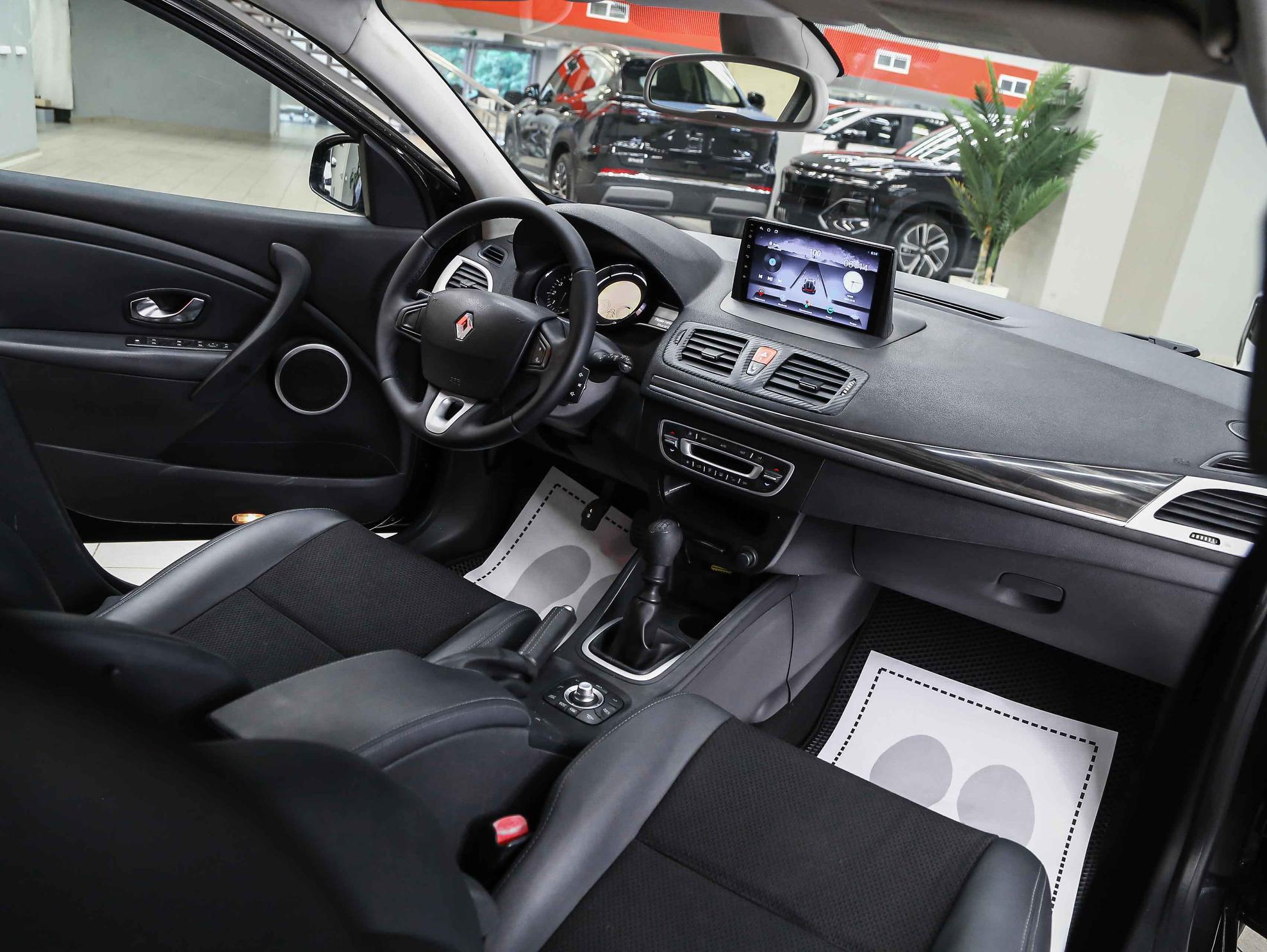 Renault Megane 2010, черный, ДЦ Орехово