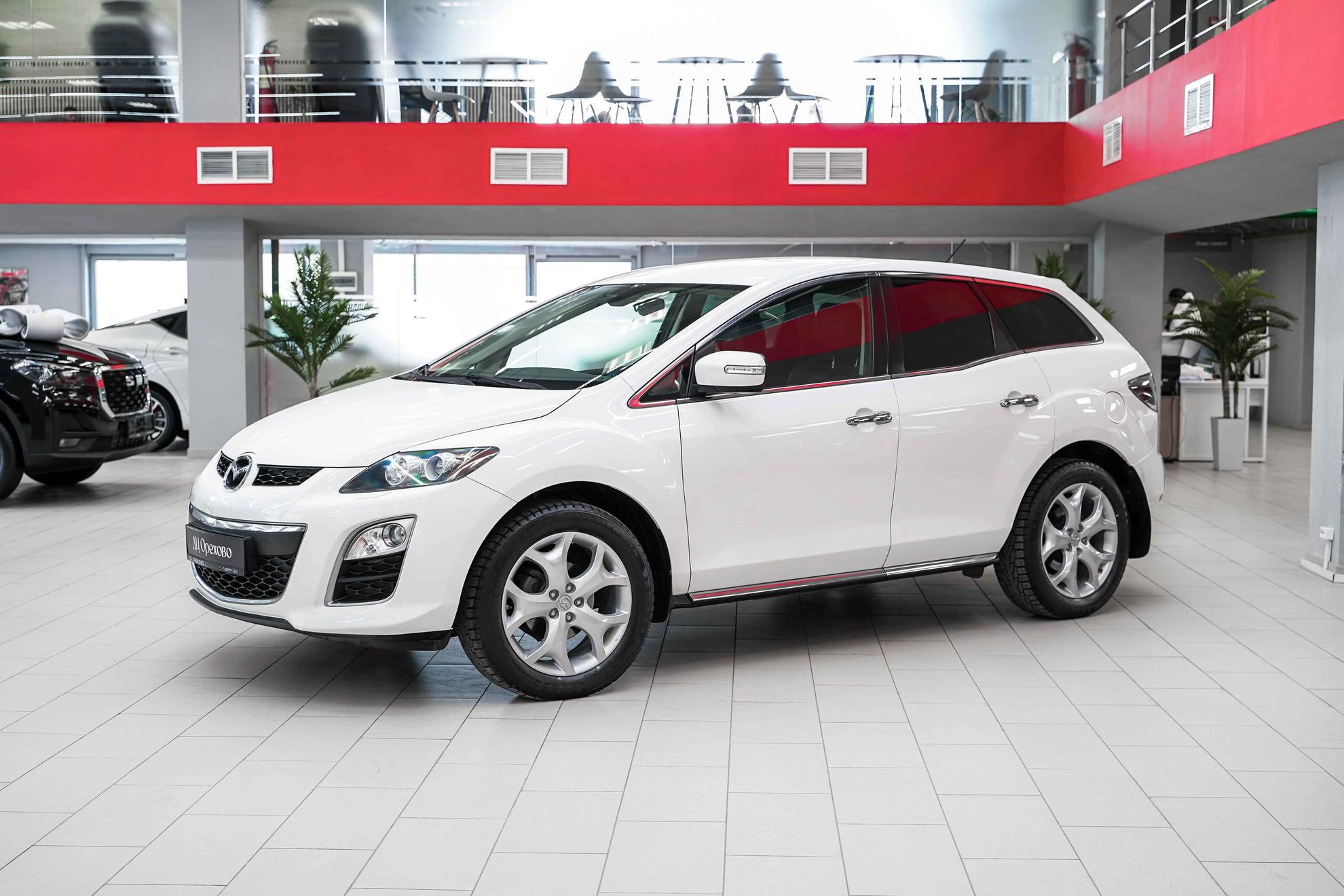 Mazda CX-7 2010, белый, ДЦ Орехово