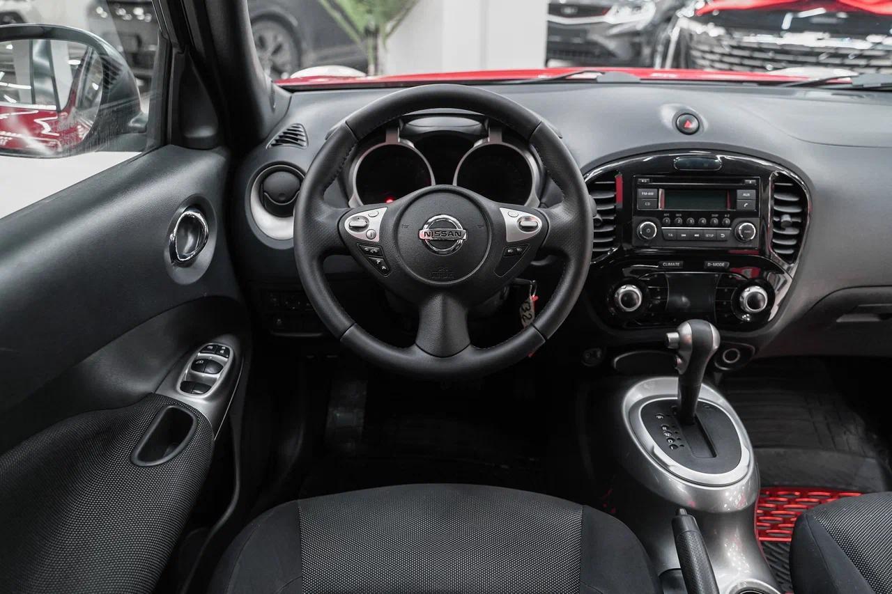 Nissan Juke 2014, красный, ДЦ Орехово