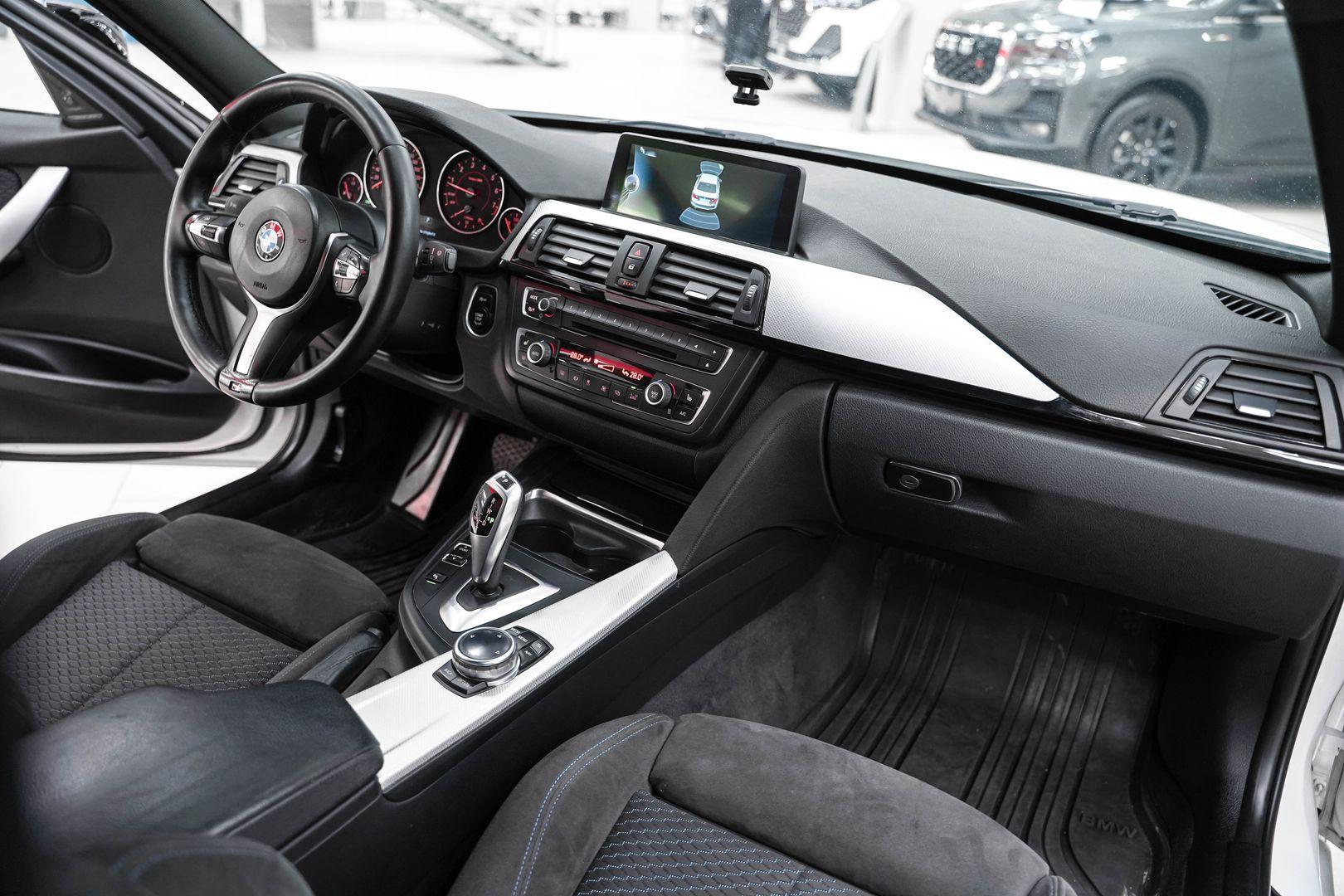 BMW 3 серии 2015, белый, ДЦ Орехово