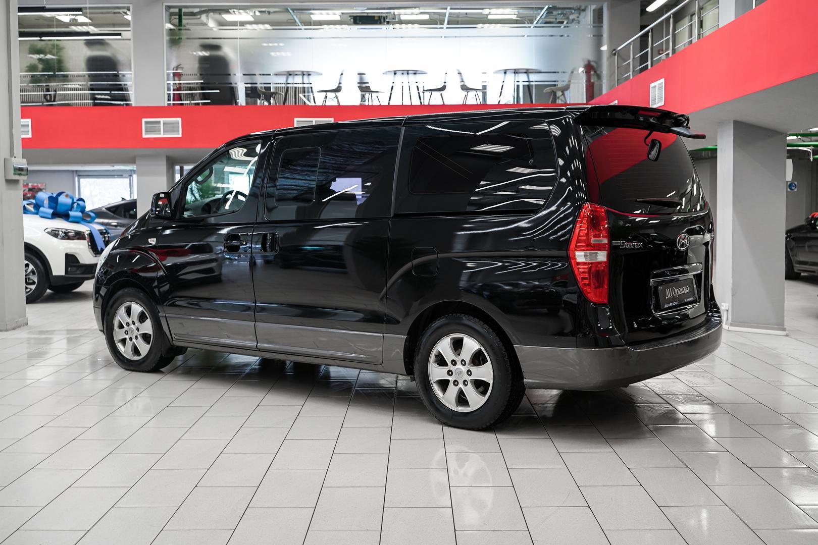Hyundai Grand Starex 2012, черный, ДЦ Орехово