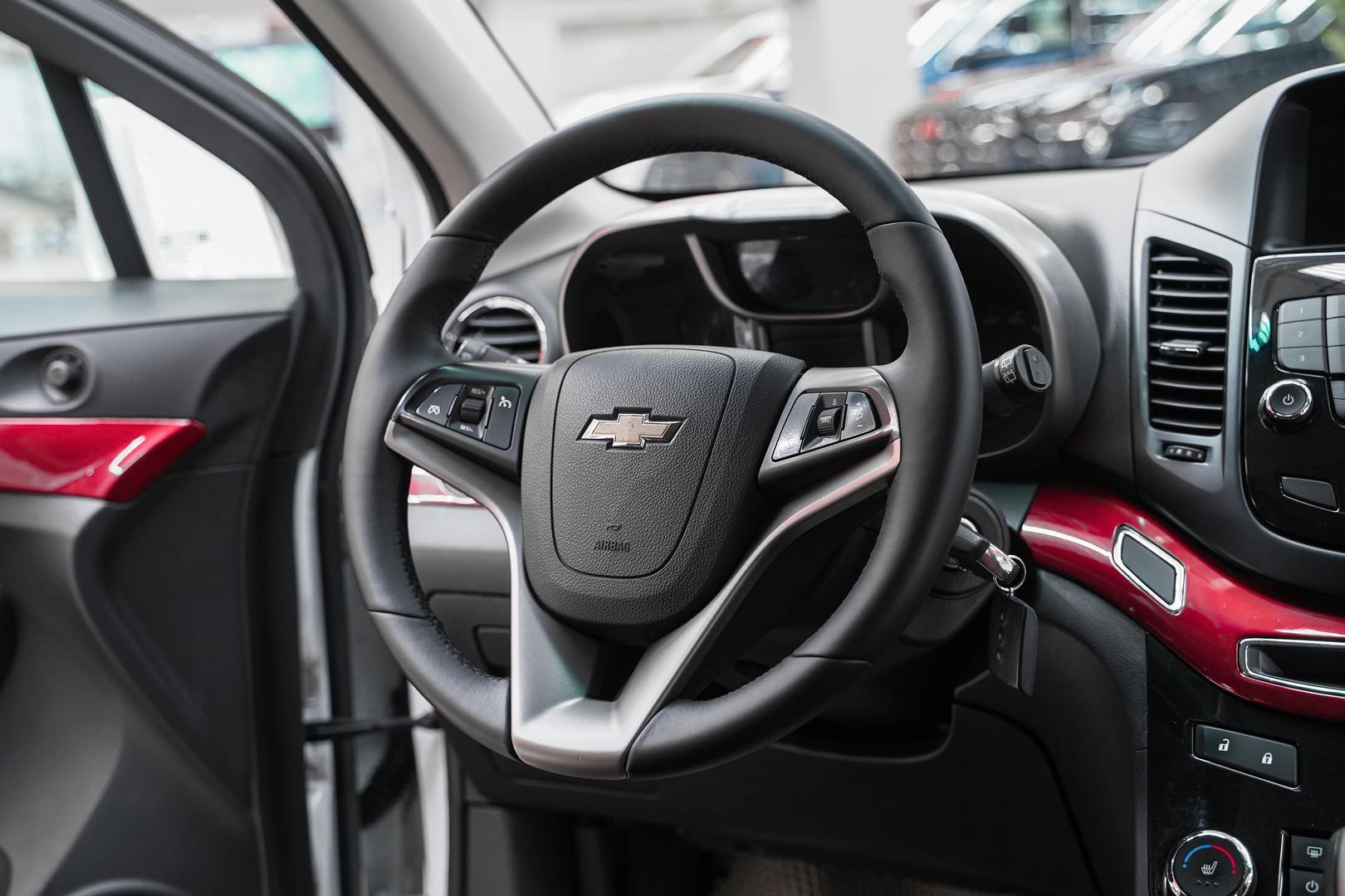 Chevrolet Orlando 2012, белый, ДЦ Орехово