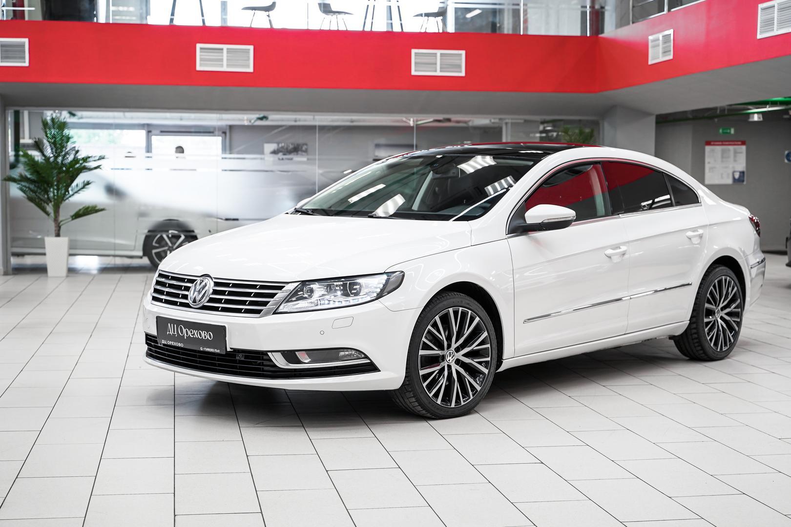 Volkswagen Passat CC 2012, белый, ДЦ Орехово