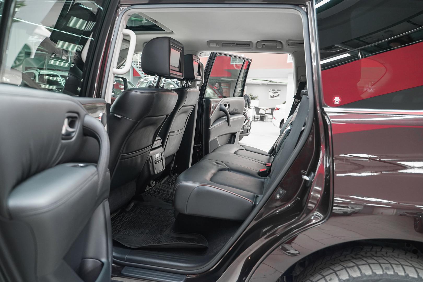 Nissan Patrol 2013, красный, ДЦ Орехово