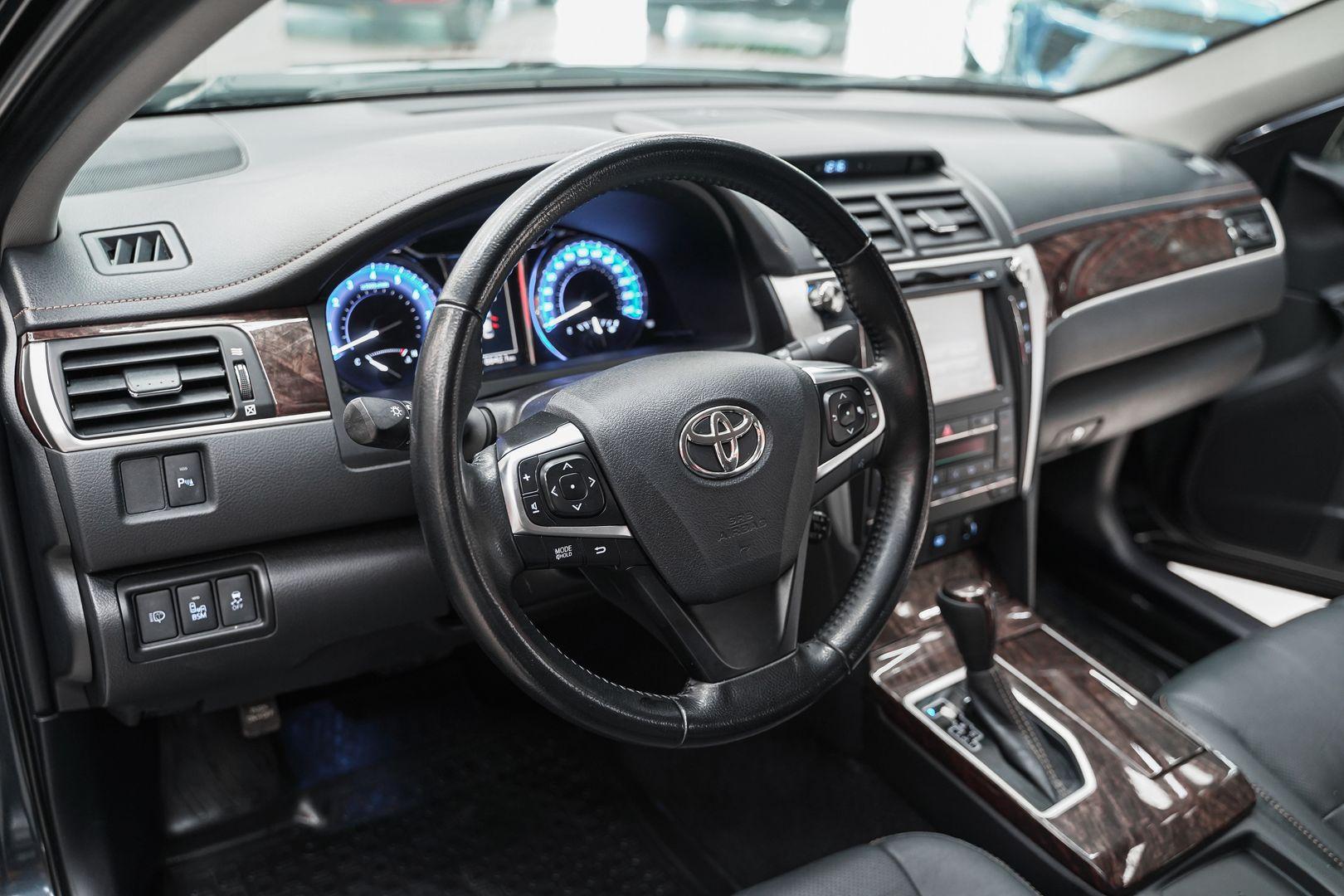 Toyota Camry 2017, черный, ДЦ Орехово