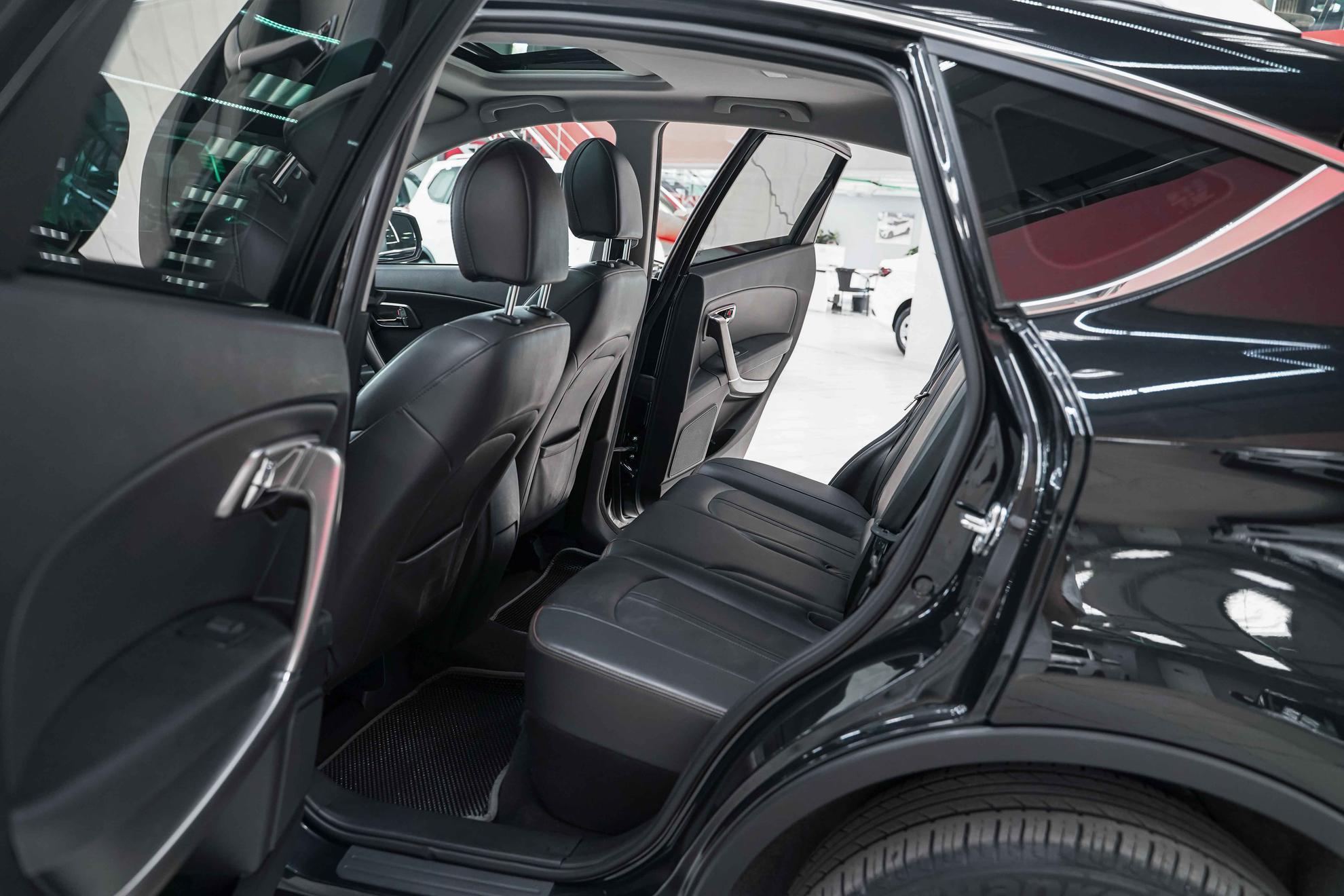 FAW Besturn X80 2020, черный, ДЦ Орехово