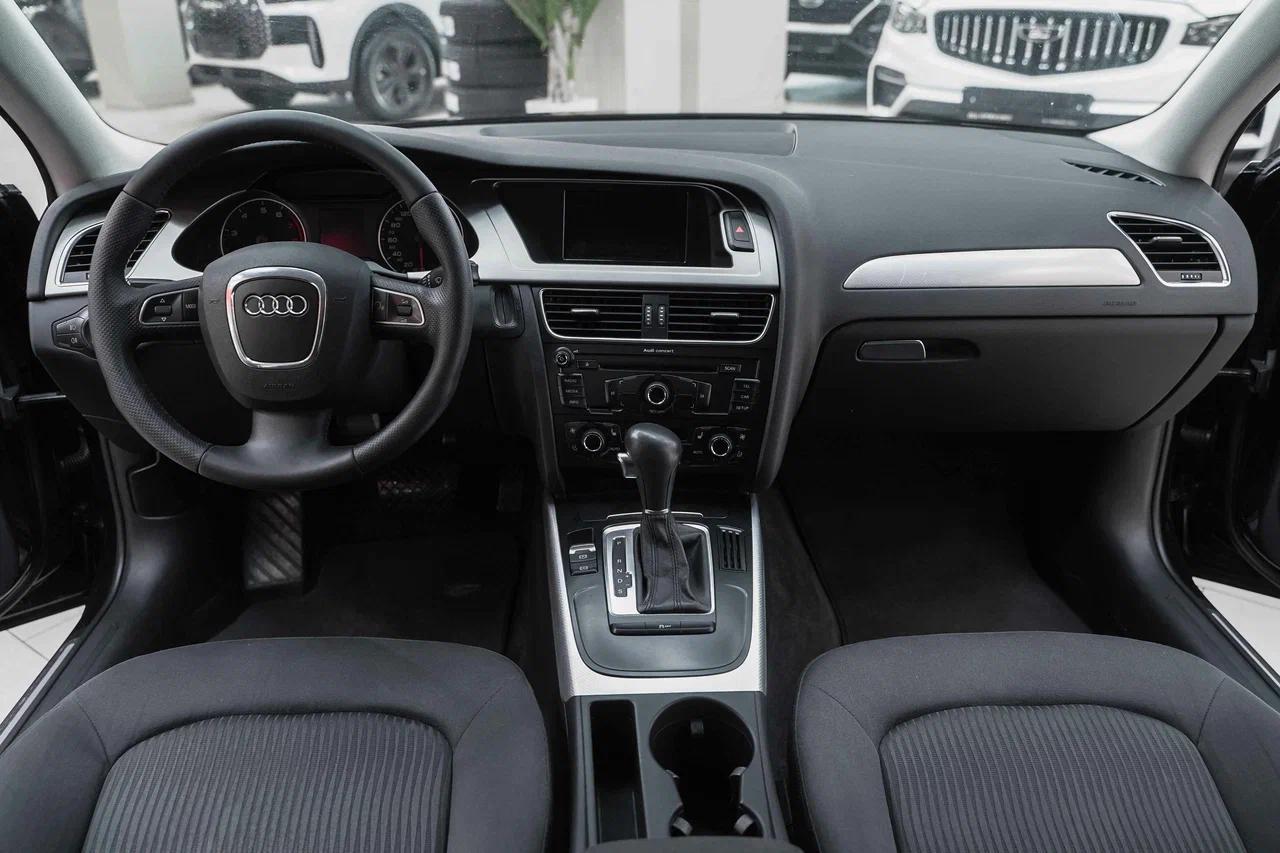 Audi A4 2010, черный, ДЦ Орехово