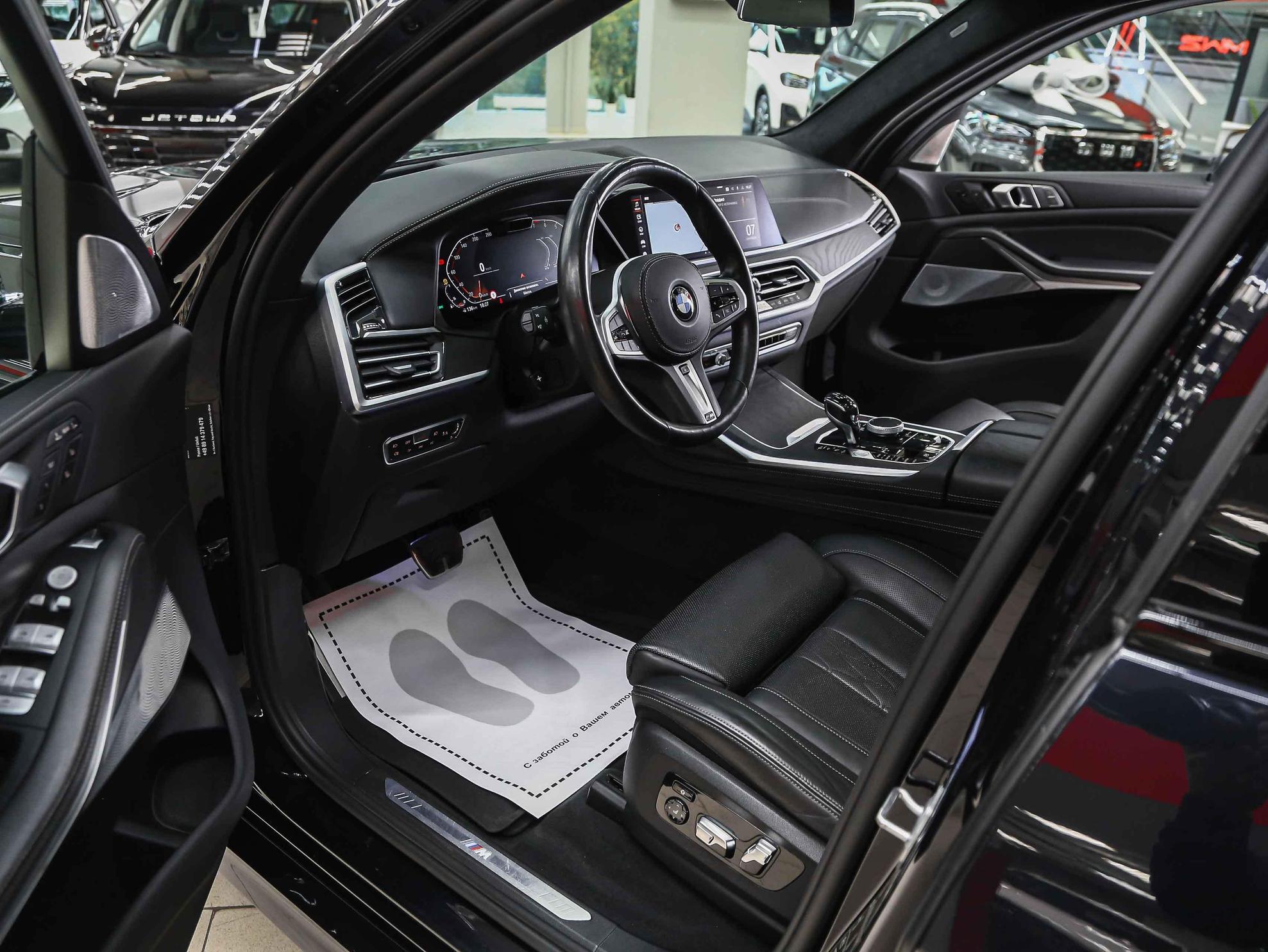BMW X7 2020, черный, ДЦ Орехово