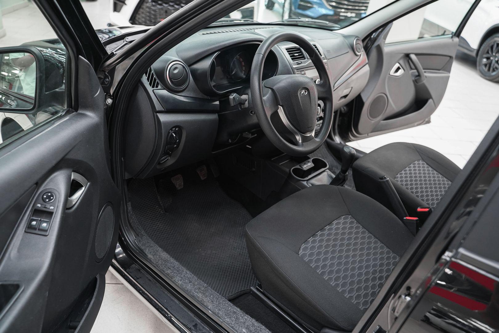 LADA (ВАЗ) Granta 2024, черный, ДЦ Орехово