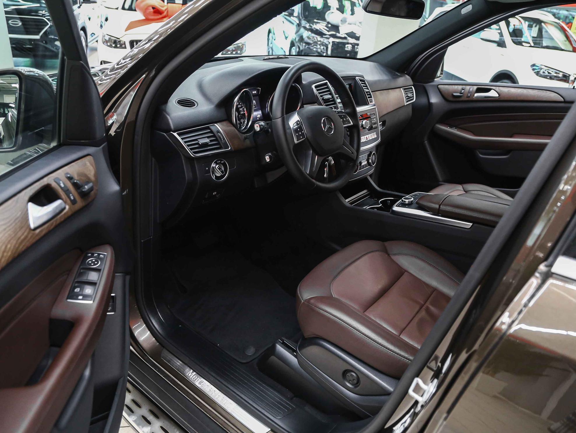 Mercedes-Benz M-Класс 2014, коричневый, ДЦ Орехово