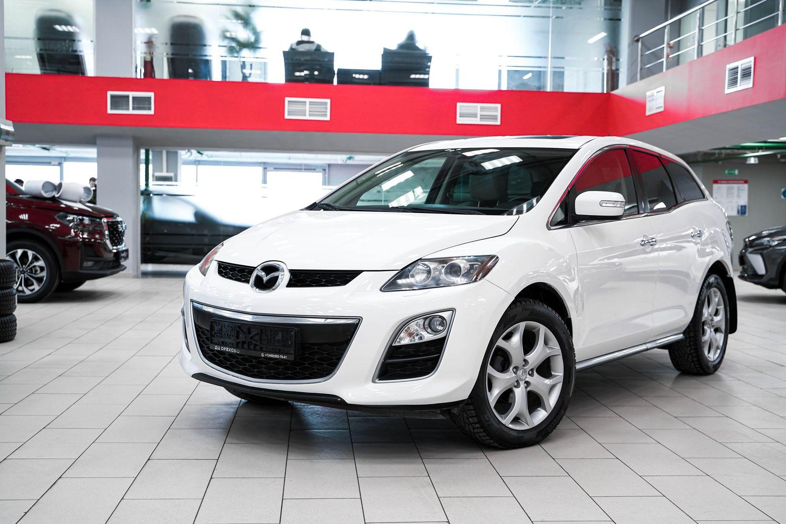 Mazda CX-7 2011, белый, ДЦ Орехово