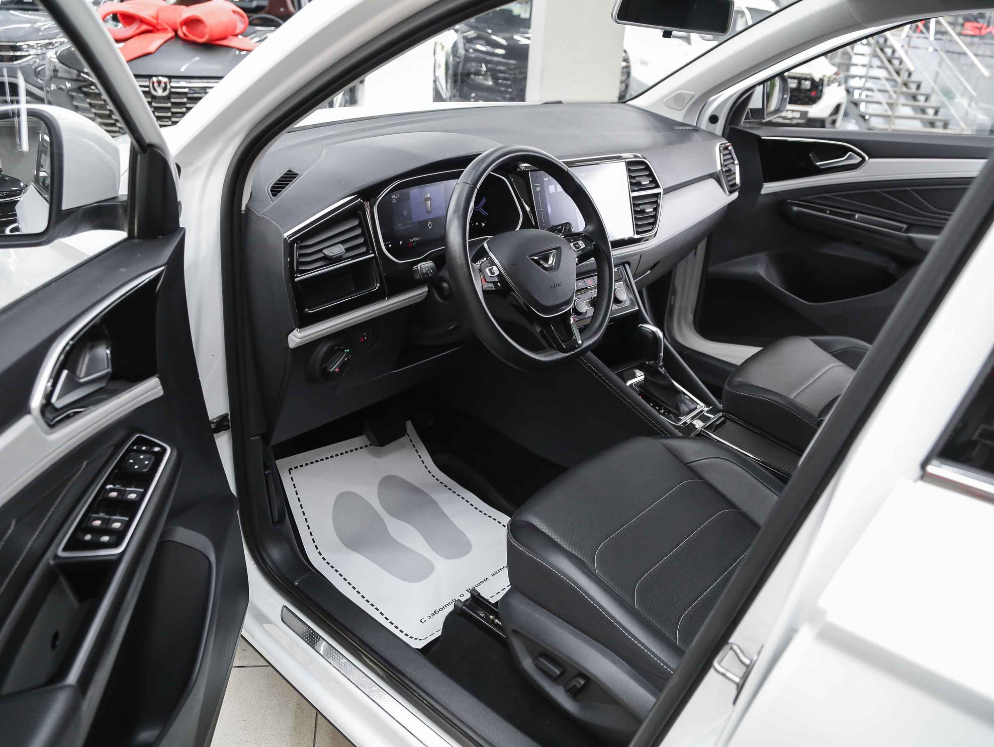Jetta VS7 2023, белый, ДЦ Орехово